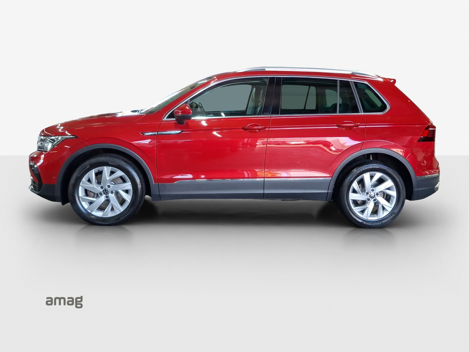 VW Tiguan 2.0TSI Elegance 4Motion DSG-image-1