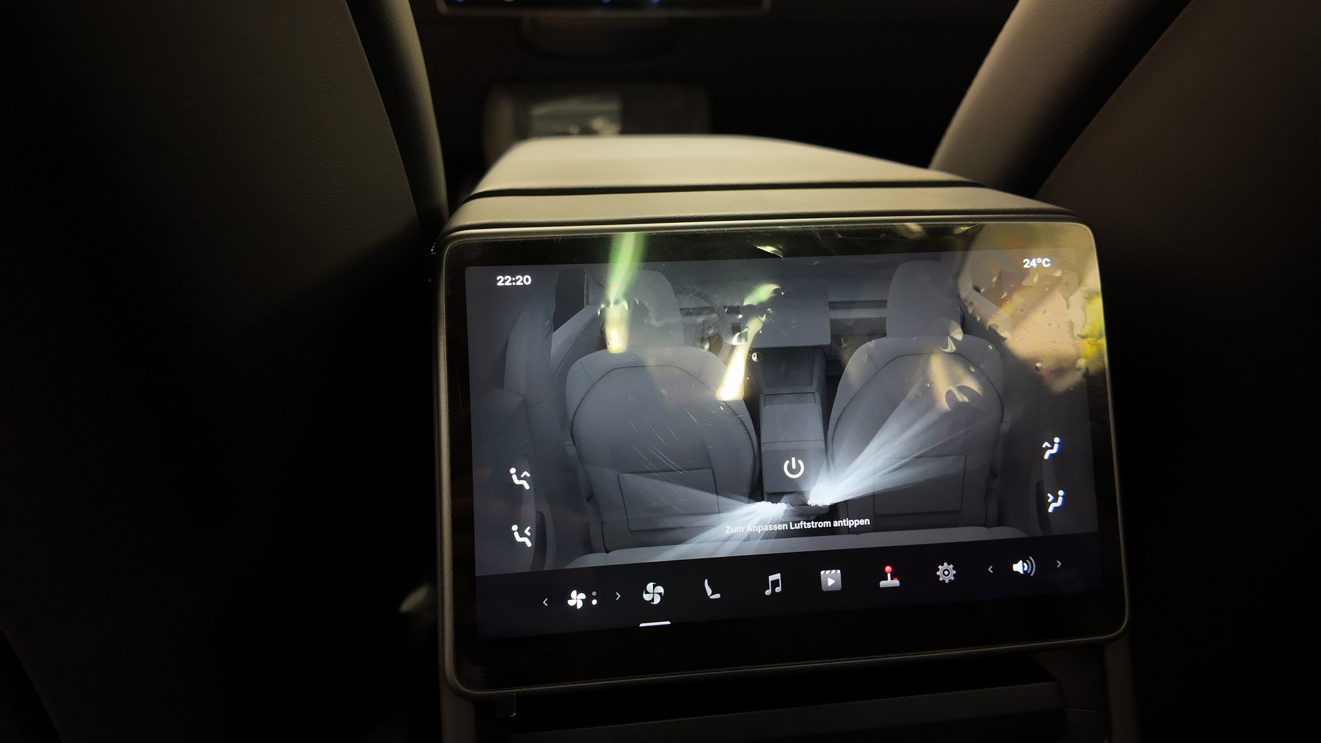 TESLA Model 3 Long Range RWD-image-24