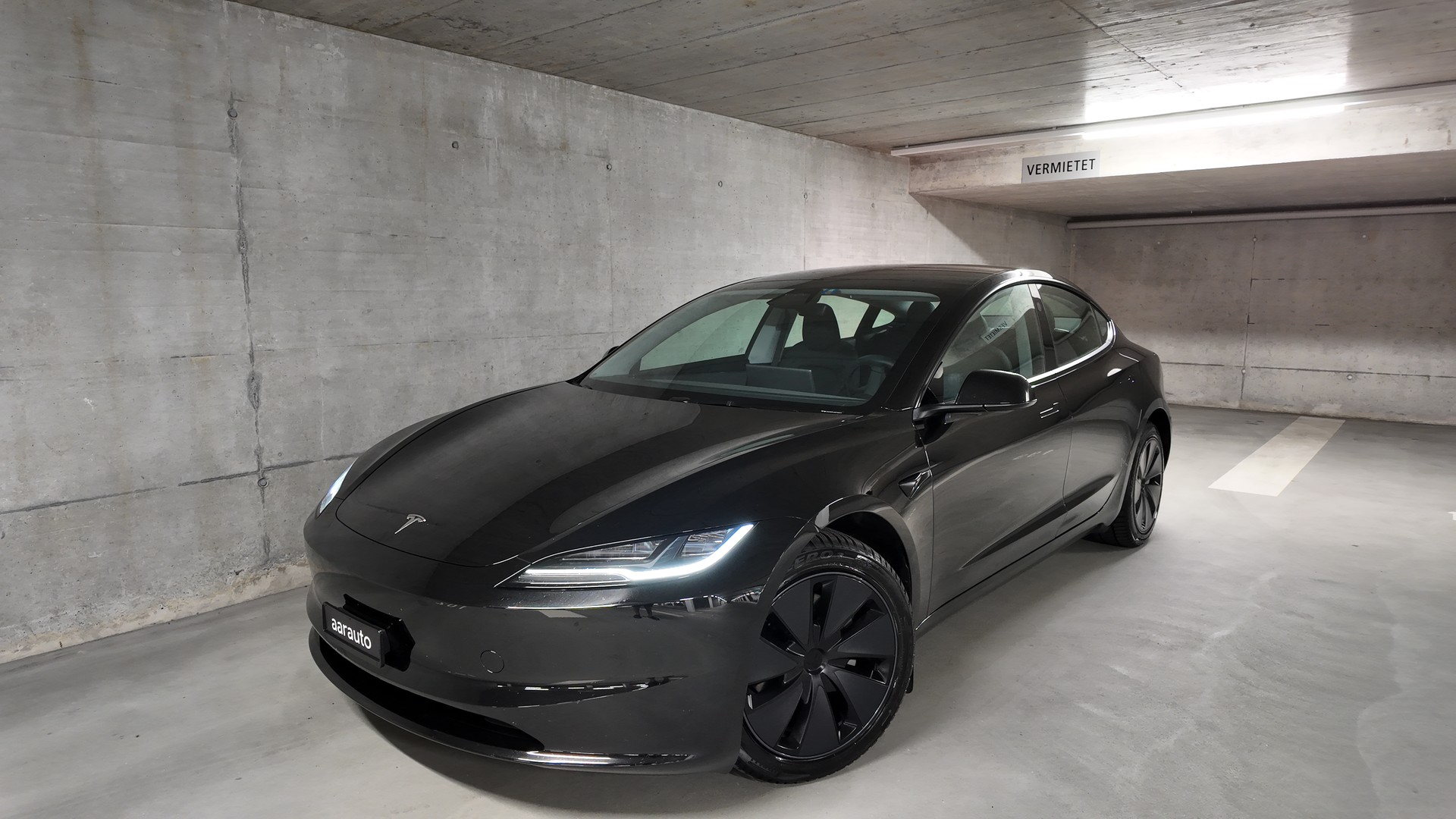 TESLA Model 3 Long Range RWD