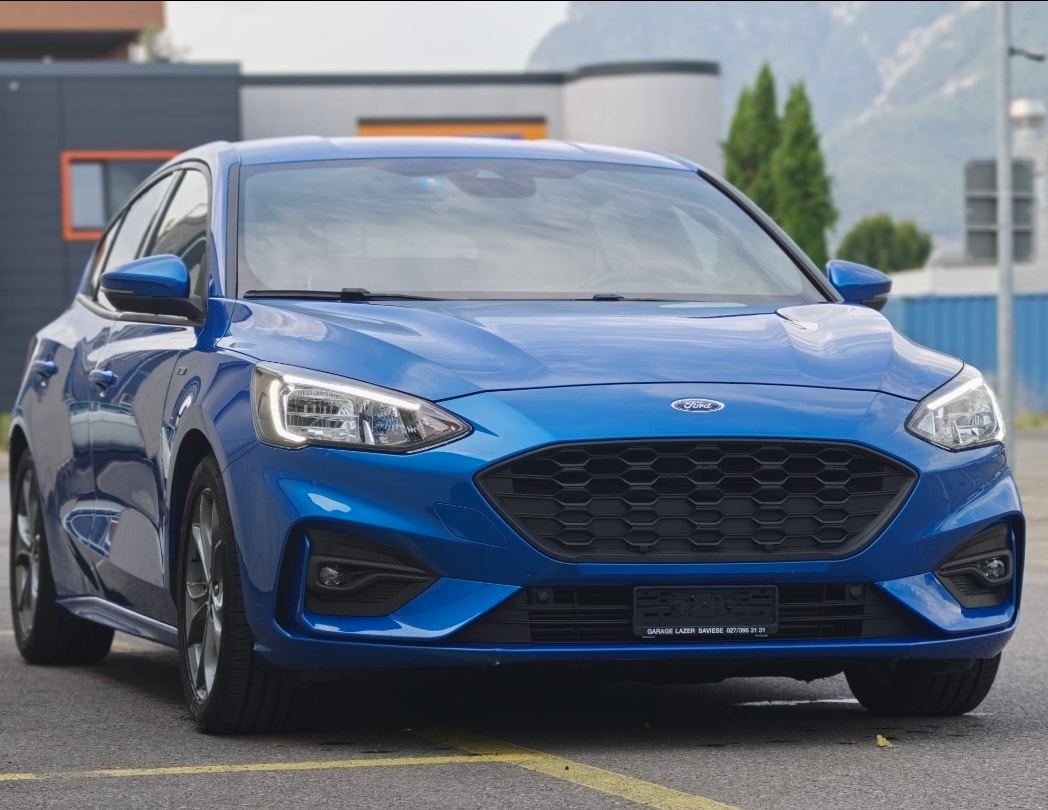 FORD Focus 1.0 SCTi ST Line-image-1