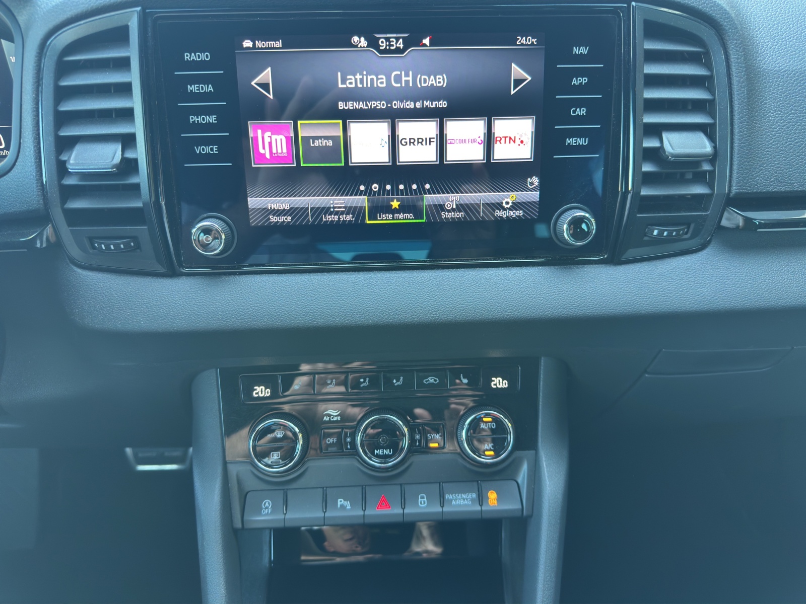 SKODA Karoq 1.5 TSI SportLine DSG-image-11