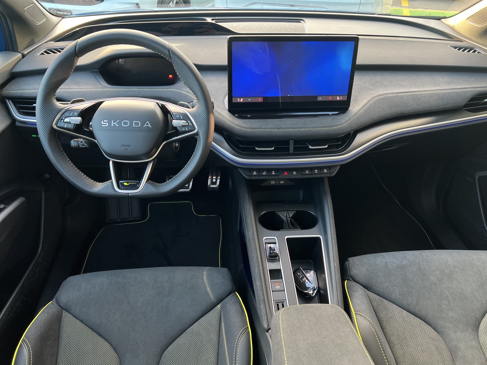 SKODA Enyaq Coupé RS 4x4-image-7