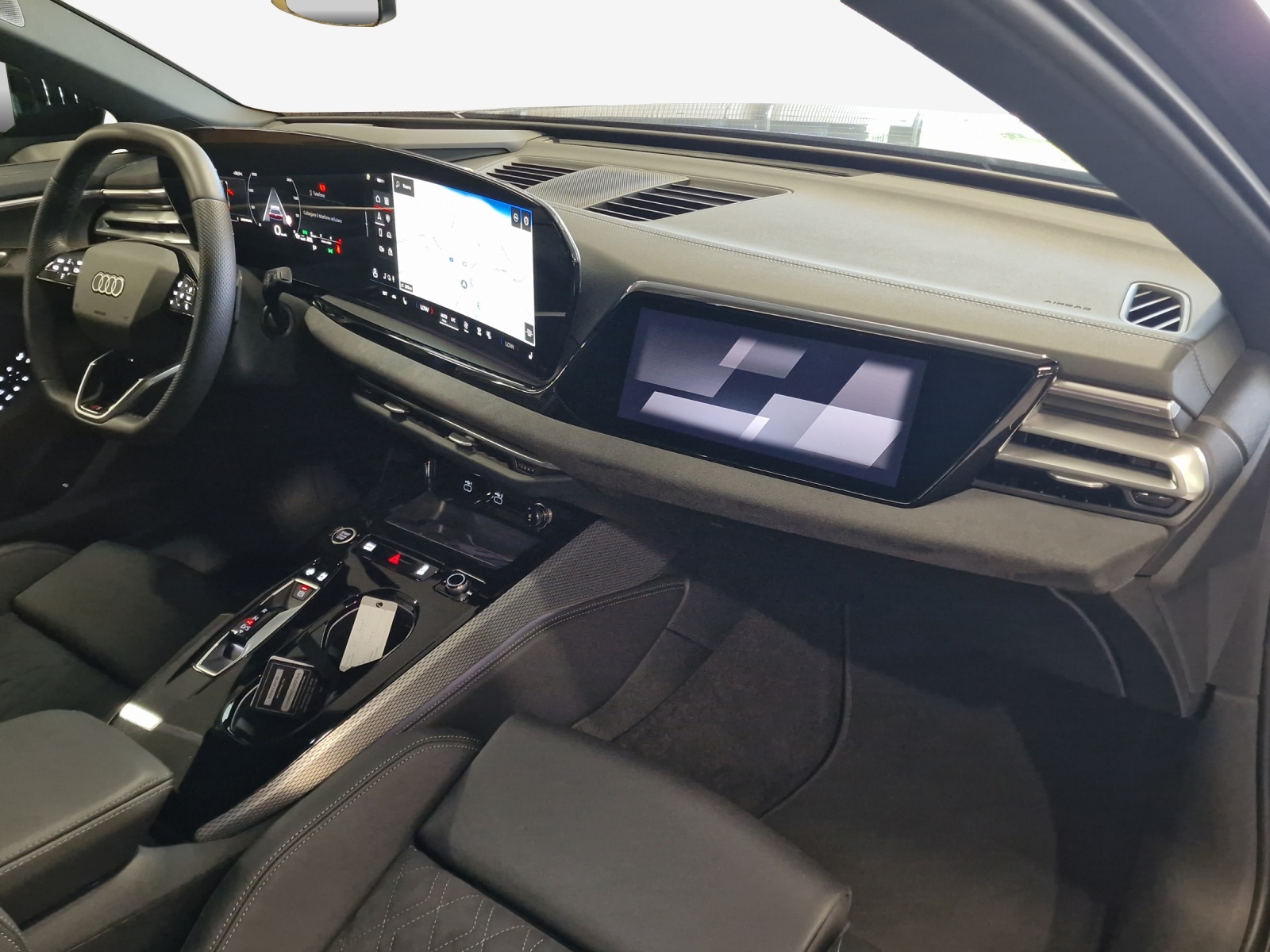 AUDI A5 Avant TDI quattro 150 kW S tronic-image-13