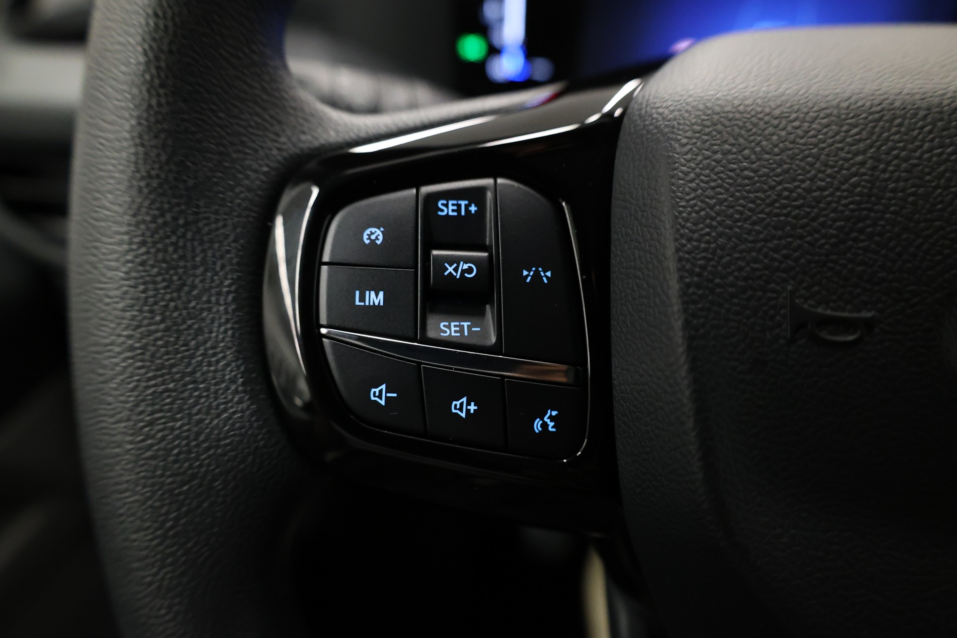 FORD Transit Custom Van 280 L1 2.0 EcoBlue 110 Trend-image-23