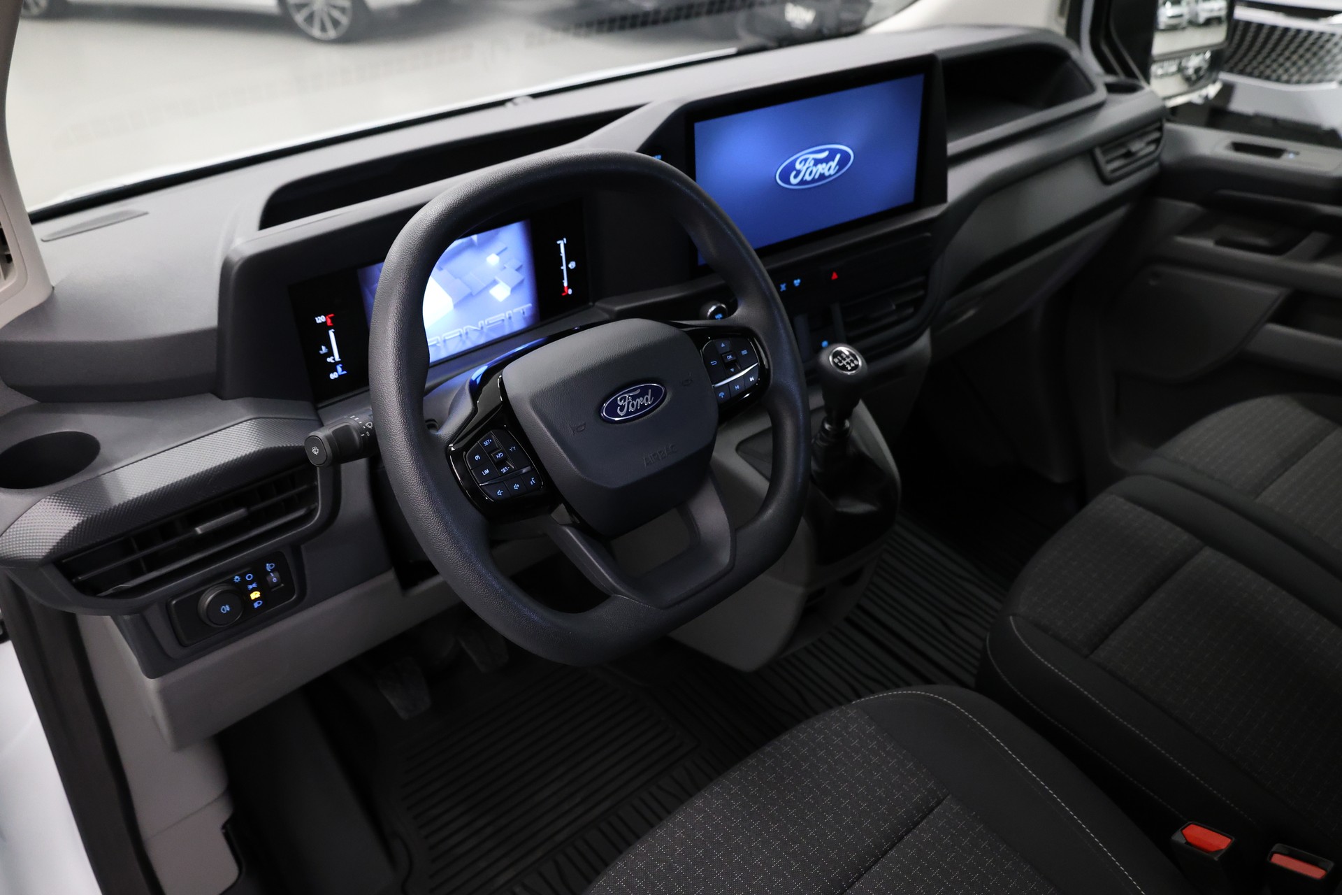 FORD Transit Custom Van 280 L1 2.0 EcoBlue 110 Trend-image-16