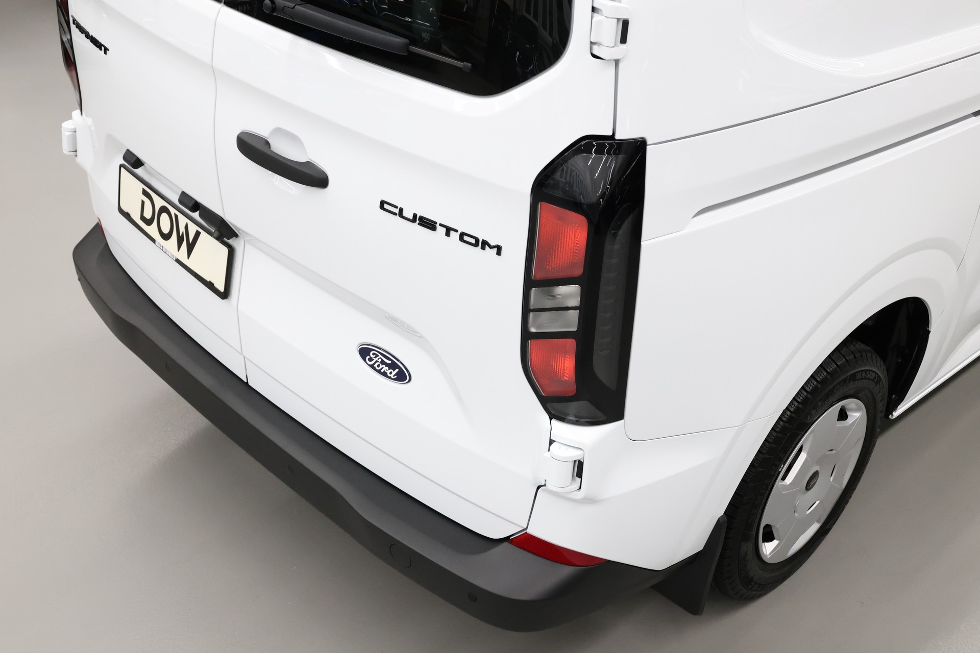 FORD Transit Custom Van 280 L1 2.0 EcoBlue 110 Trend-image-8