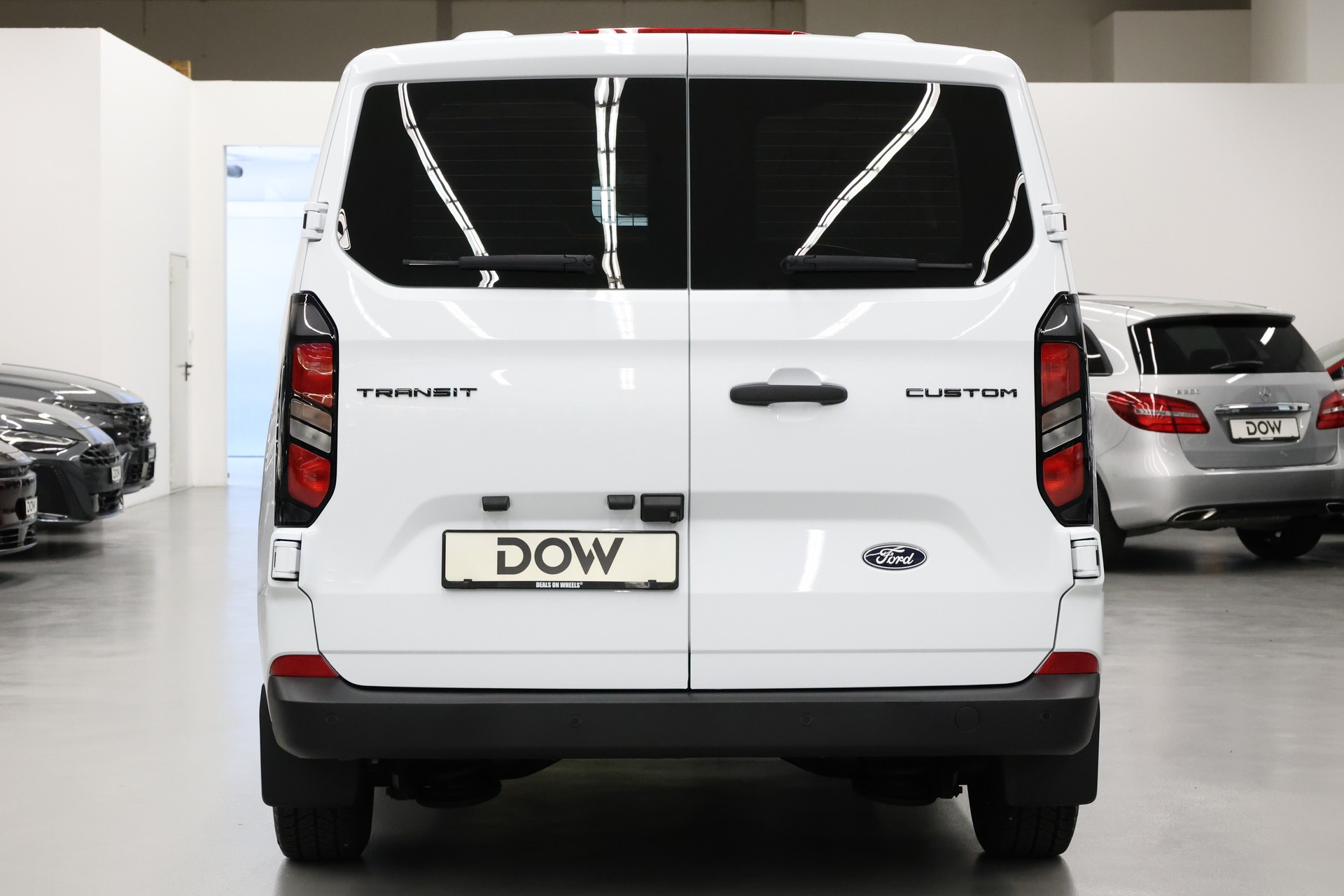 FORD Transit Custom Van 280 L1 2.0 EcoBlue 110 Trend-image-6
