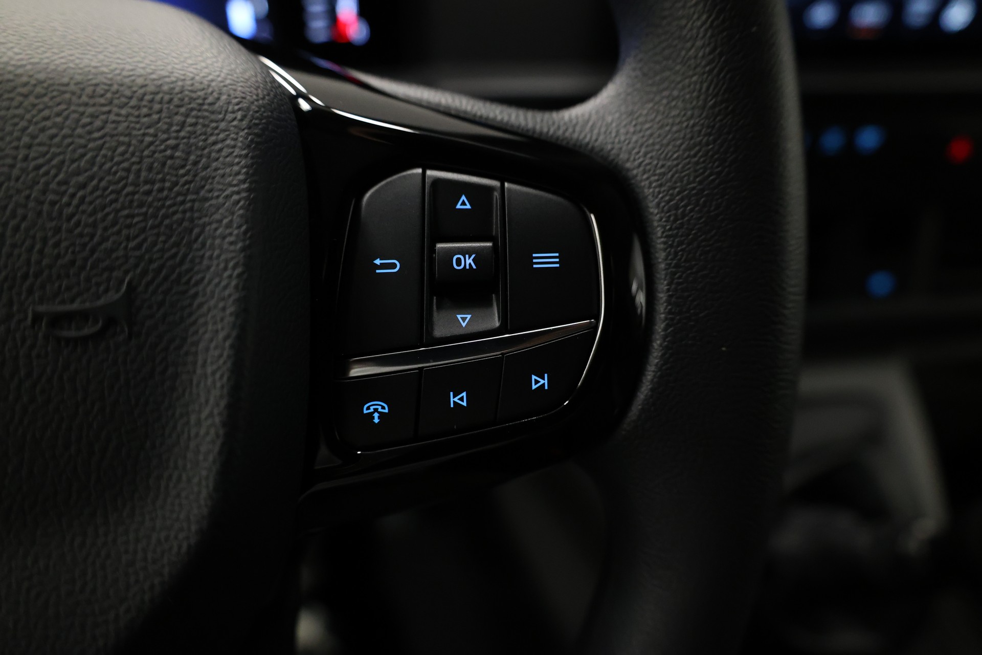 FORD Transit Custom Van 280 L1 2.0 EcoBlue 110 Trend-image-22