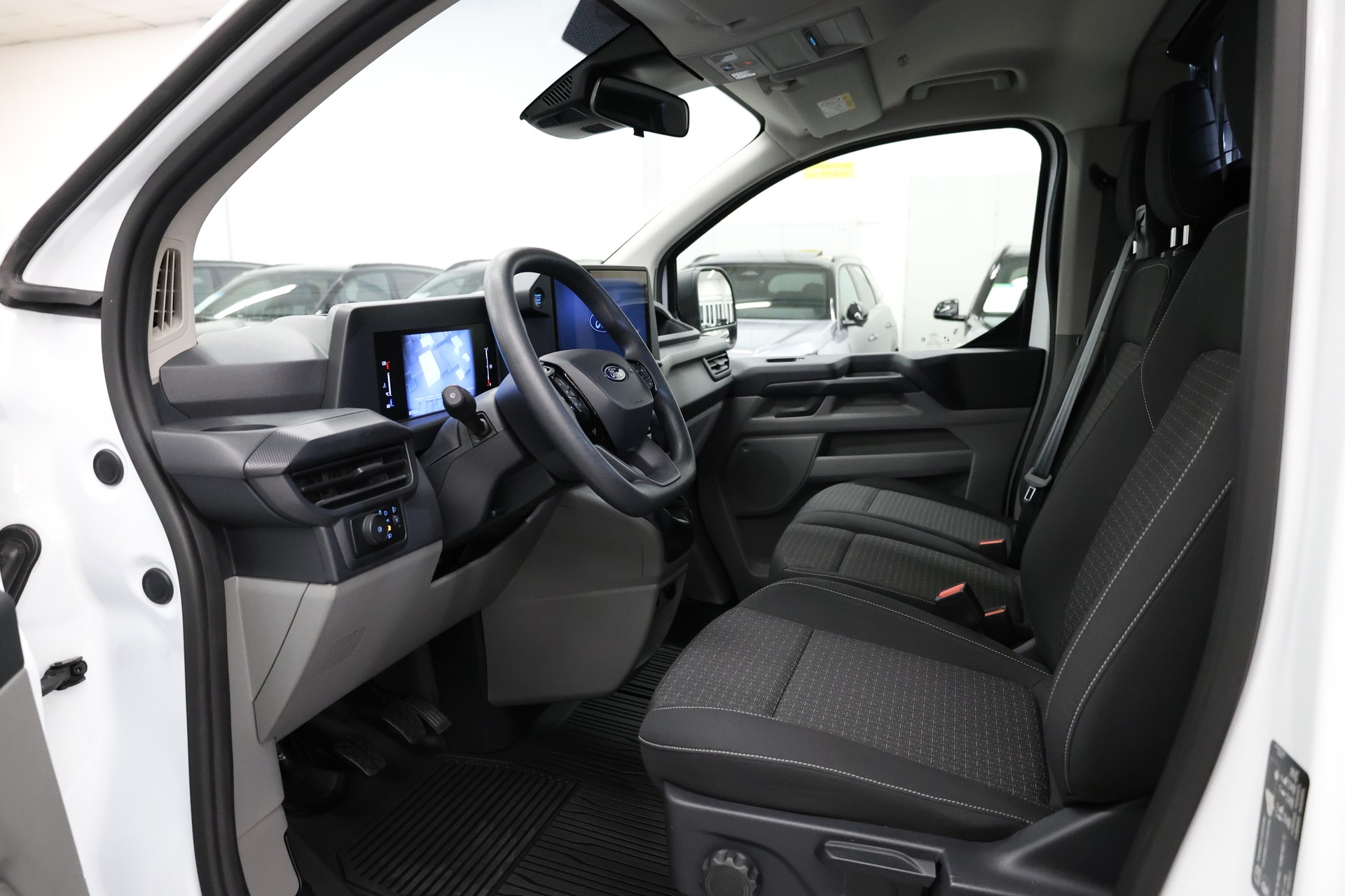 FORD Transit Custom Van 280 L1 2.0 EcoBlue 110 Trend-image-13