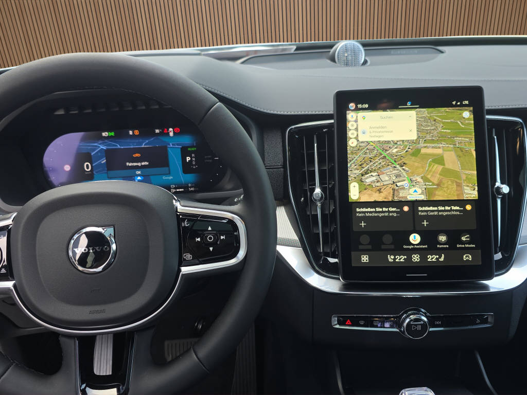 VOLVO XC90 2.0 T8 TE Black Edition eAWD-image-16