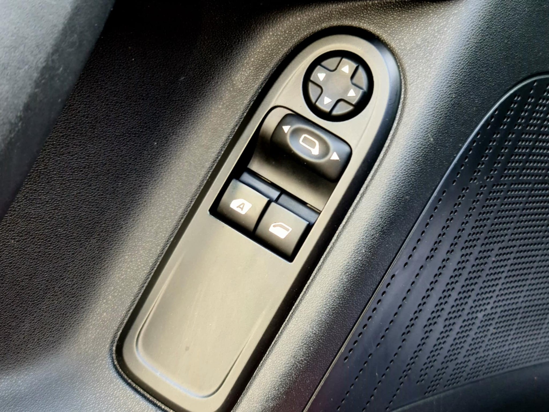 CITROEN C3 1.2i Sélection ETG5-image-16