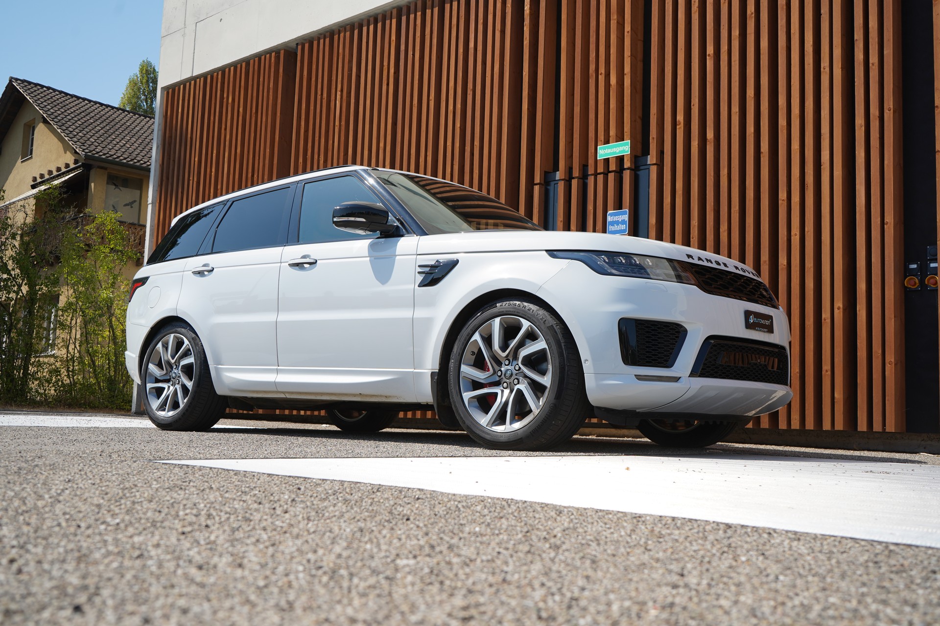 LAND ROVER RANGE ROVER SPORT 4.4 SDV8 AUTOBIOGRAPHY DYNAMIC AUTOMATIC BLACK l 340 PS-image-9