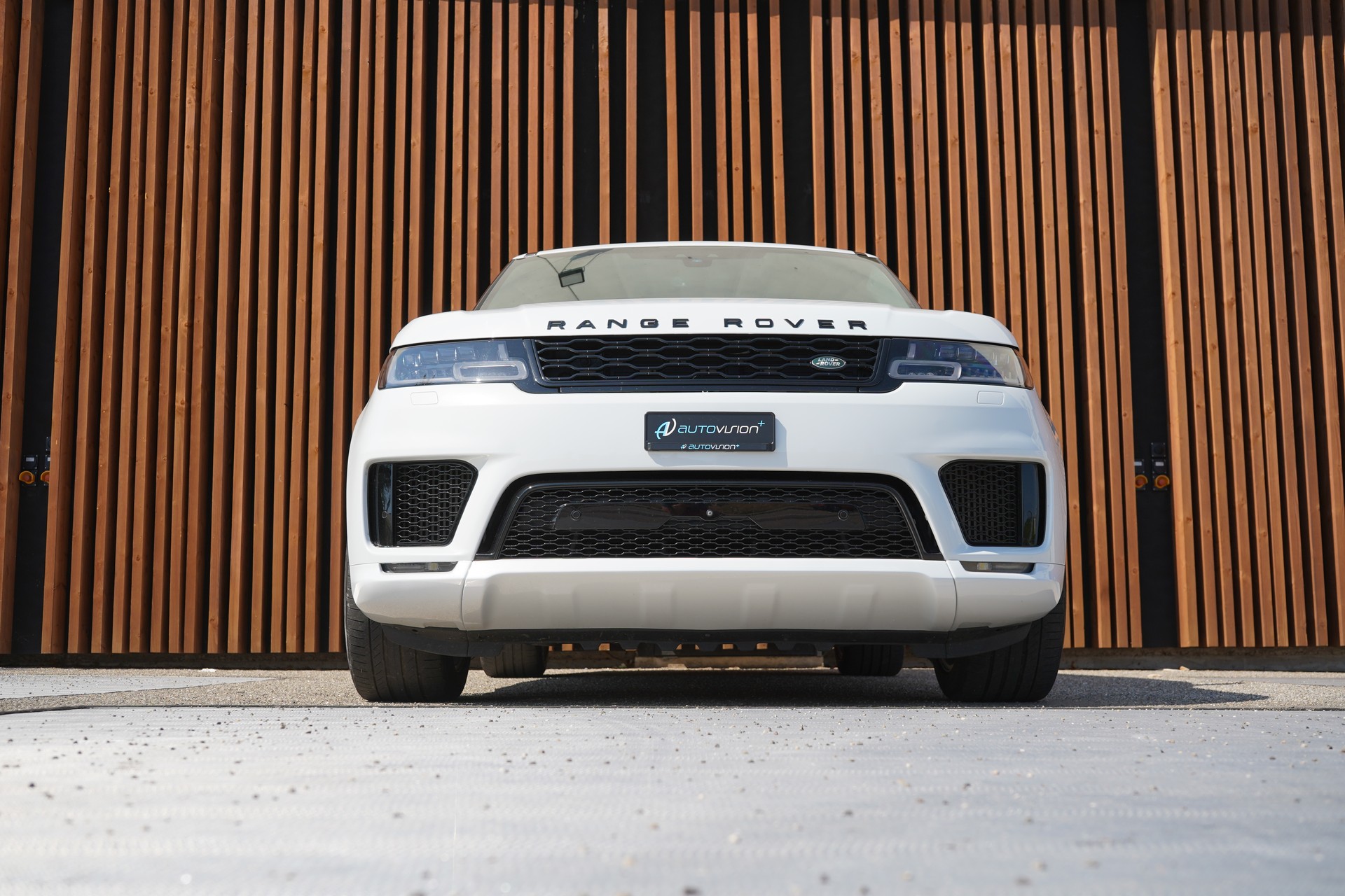 LAND ROVER RANGE ROVER SPORT 4.4 SDV8 AUTOBIOGRAPHY DYNAMIC AUTOMATIC BLACK l 340 PS-image-13