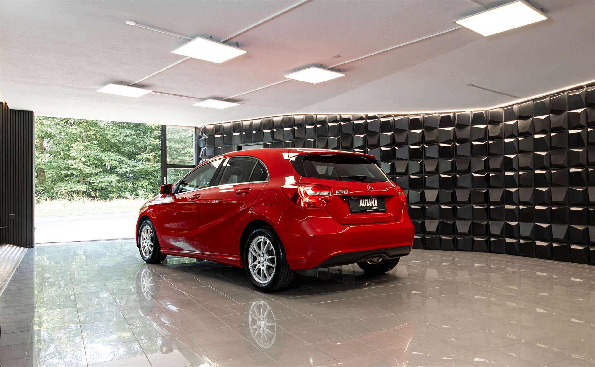 MERCEDES-BENZ A 180 Style 7G-DCT-showroom-element-2