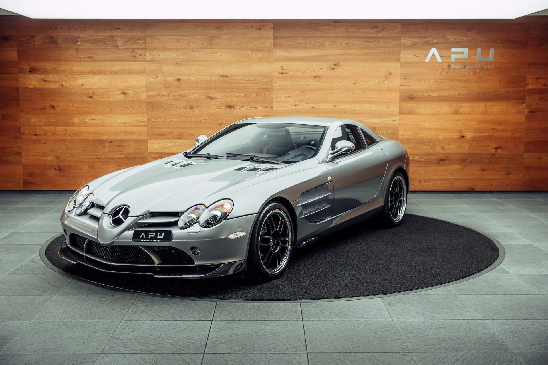 MERCEDES-BENZ SLR McLaren 722 S Coupé 1/150-showroom-element-3