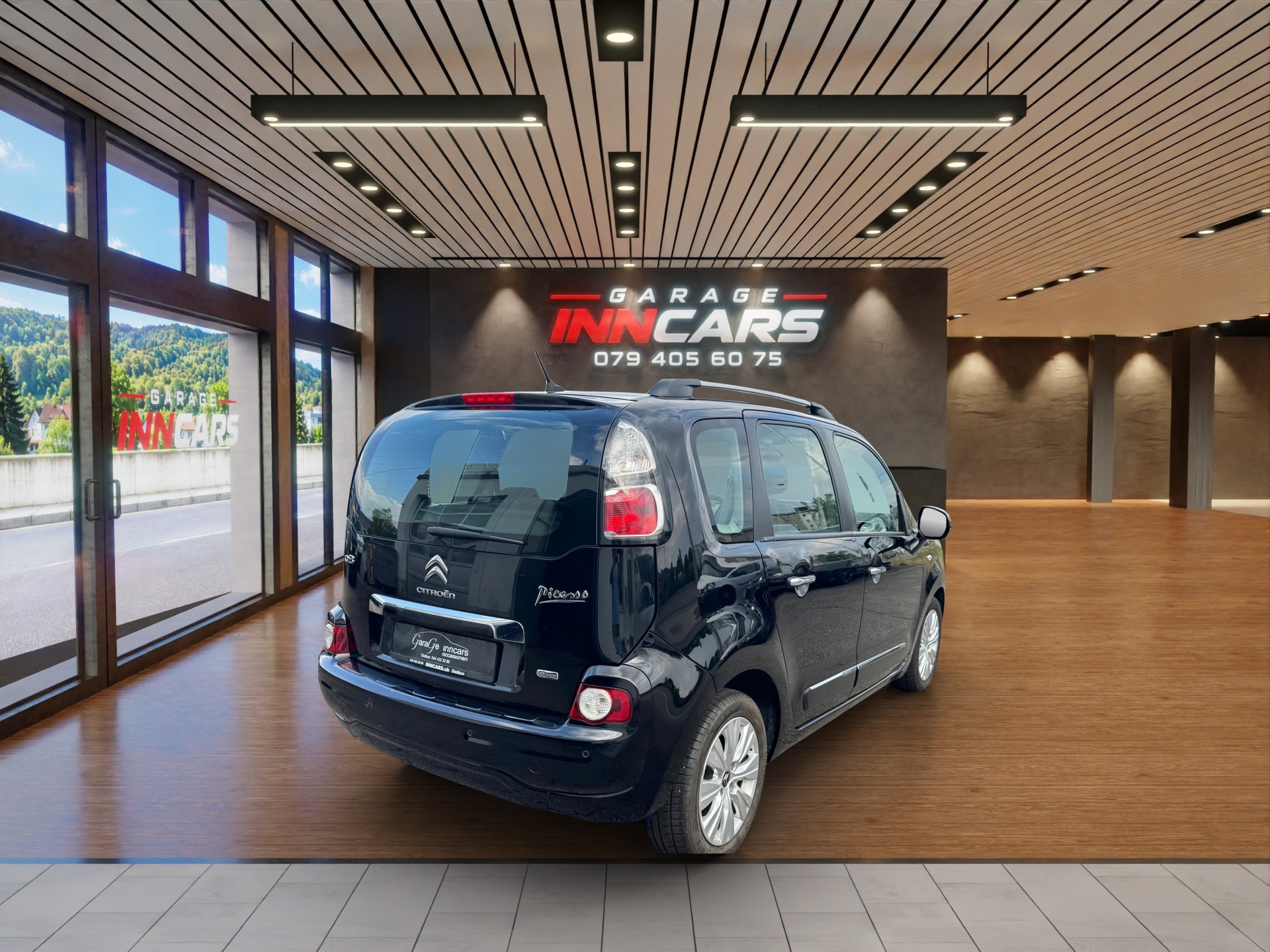 CITROEN C3 Picasso 1.6 HDi Exclusive EGS6-image-3