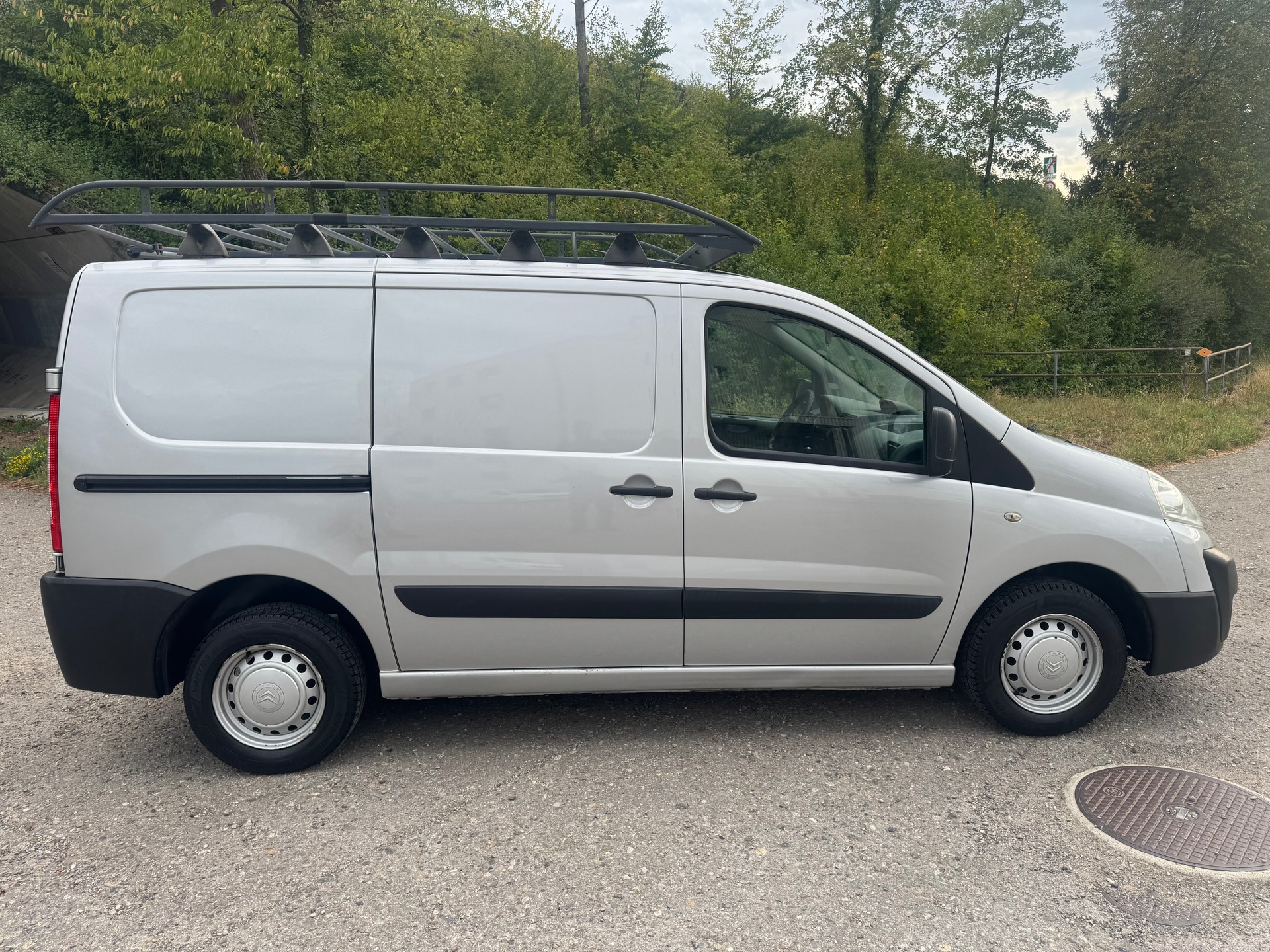 CITROEN Jumpy 1.6 HDi Komfort 12 L1H1-image-1