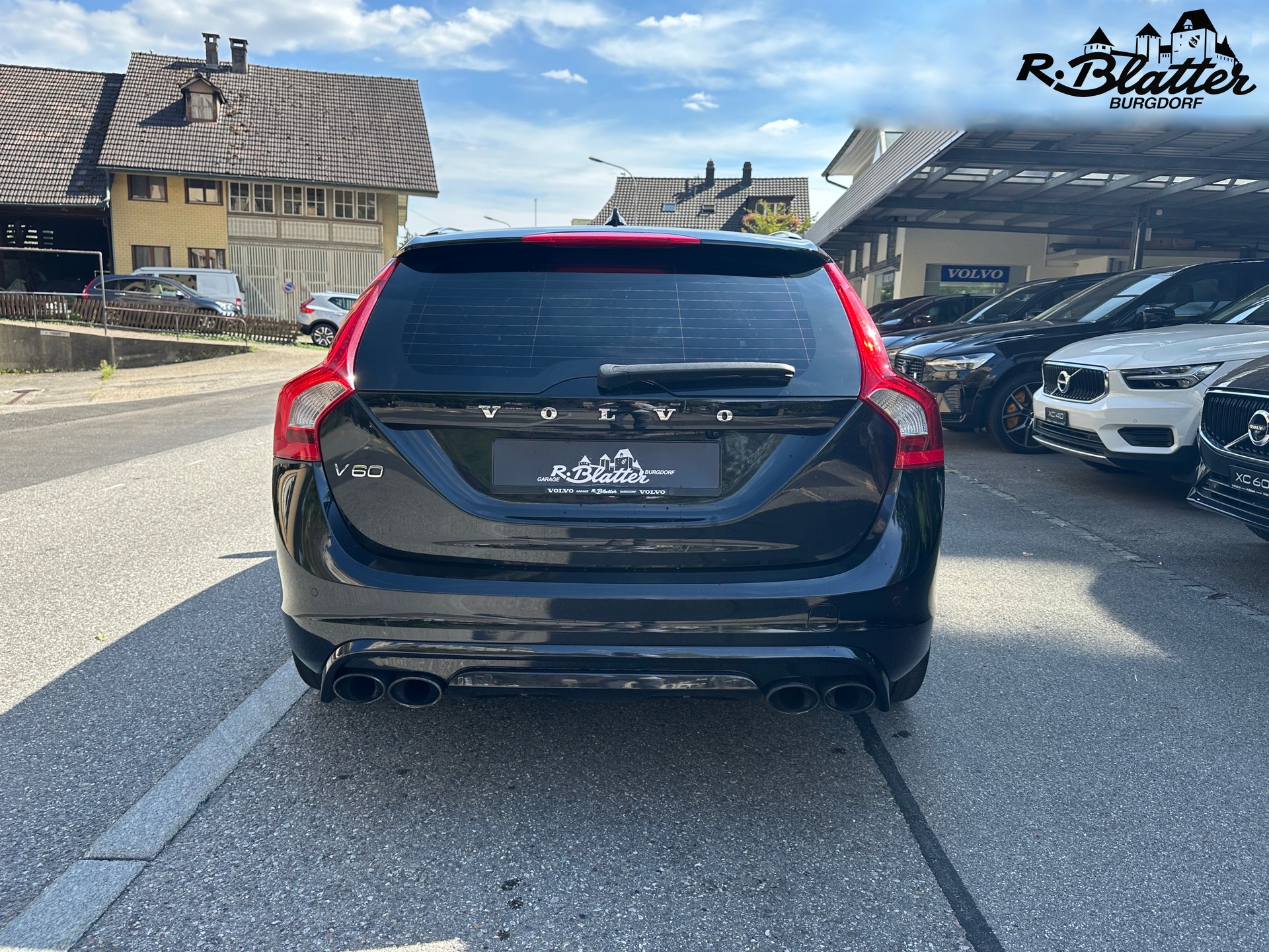 VOLVO V60 T6 AWD Summum Heico Geartronic-image-4