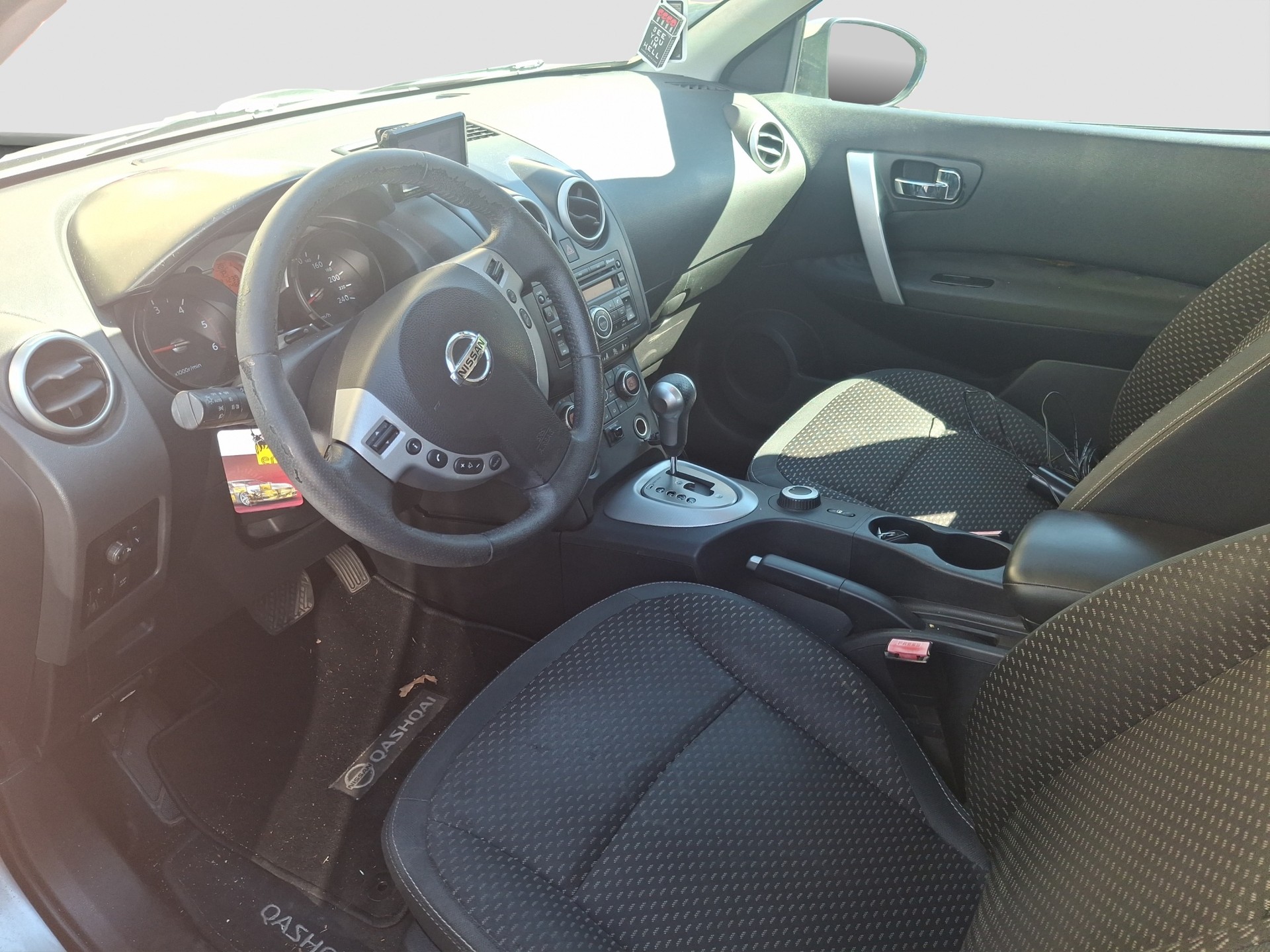NISSAN Qashqai 2.0 dCi 4WD tekna Automatic-image-5