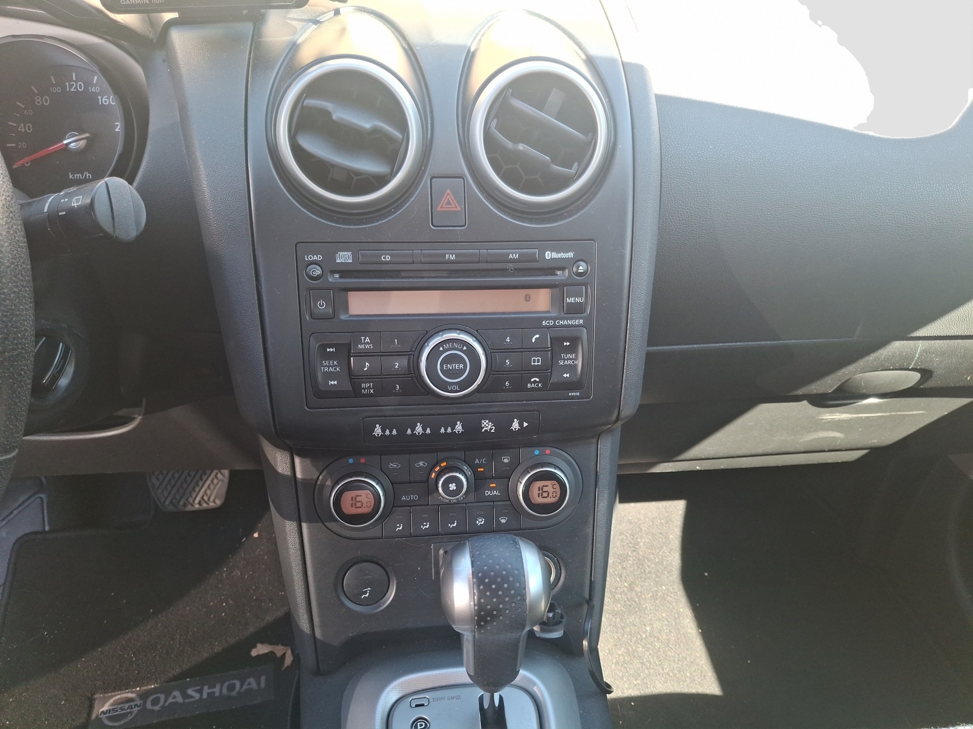 NISSAN Qashqai 2.0 dCi 4WD tekna Automatic-image-7