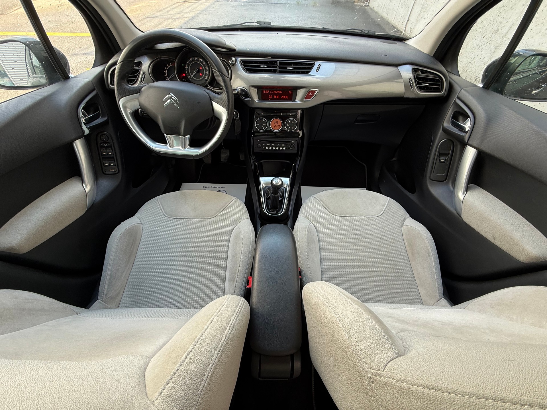 CITROEN C3 1.6i 16V Exclusive-image-6