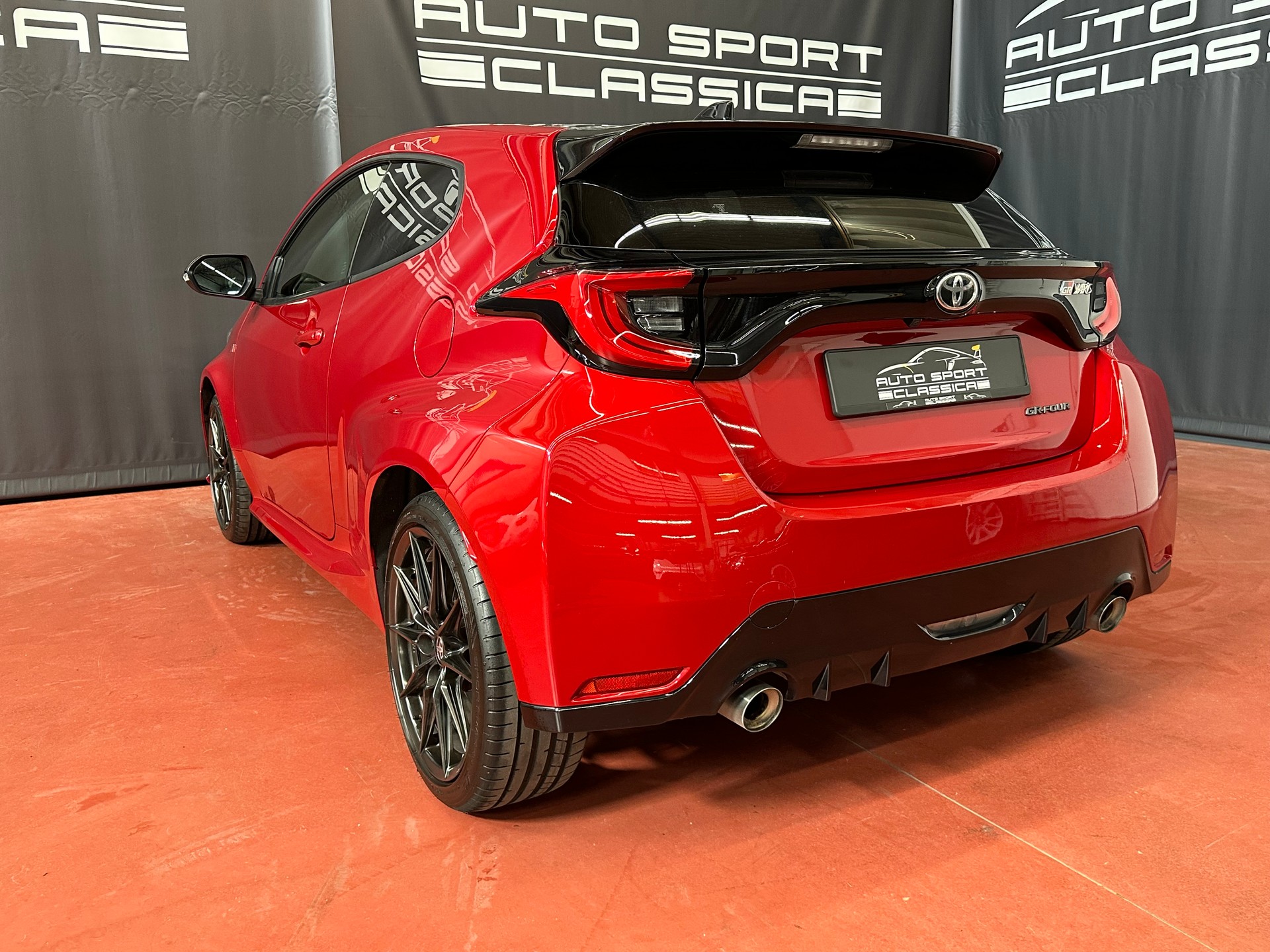TOYOTA Yaris 1.6 GR Sport Pack Circuit-image-9