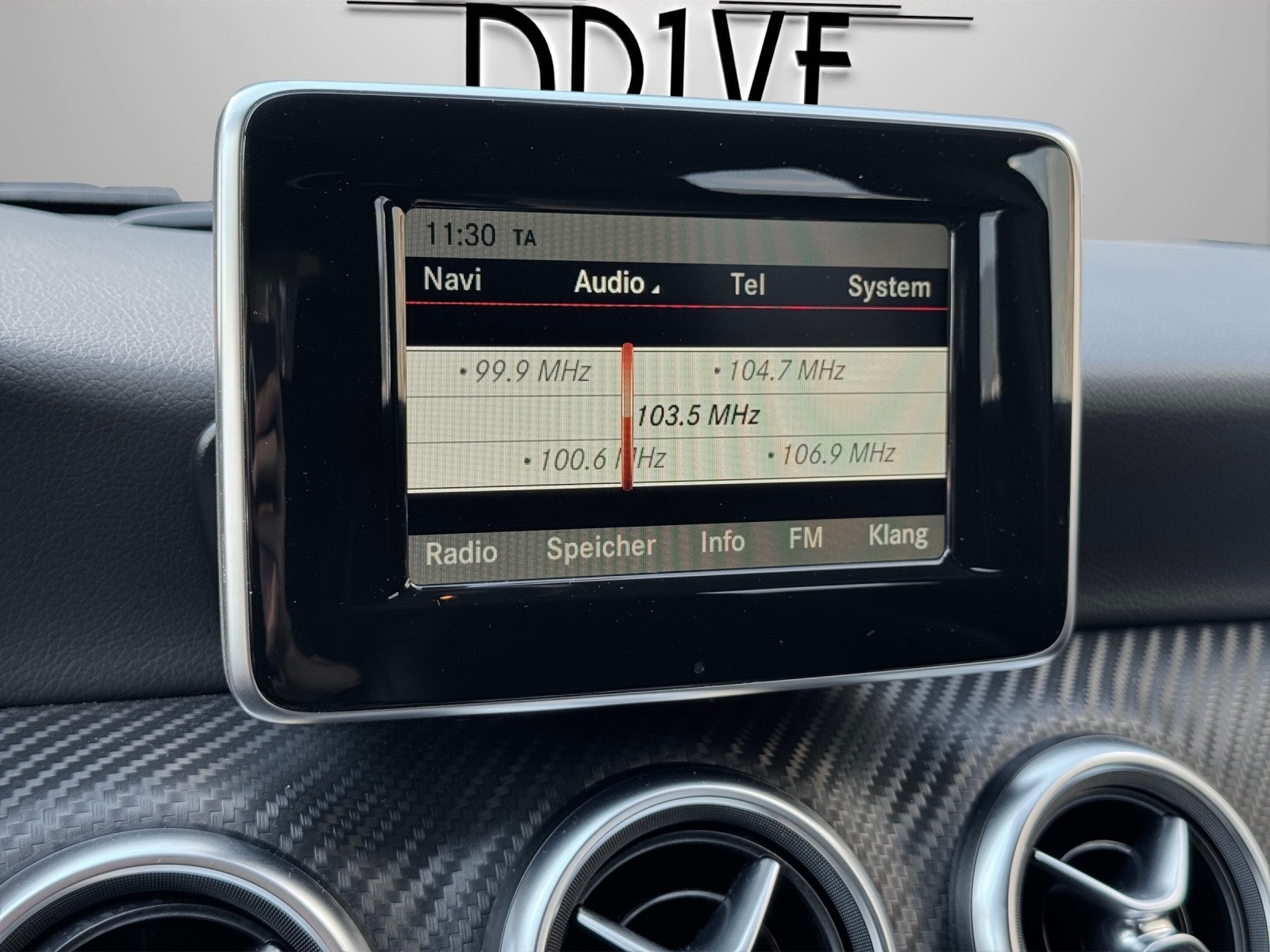 MERCEDES-BENZ A 180 AMG Line 7G-DCT-image-14
