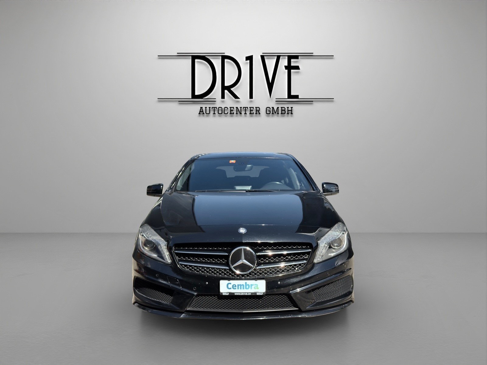 MERCEDES-BENZ A 180 AMG Line 7G-DCT-image-1
