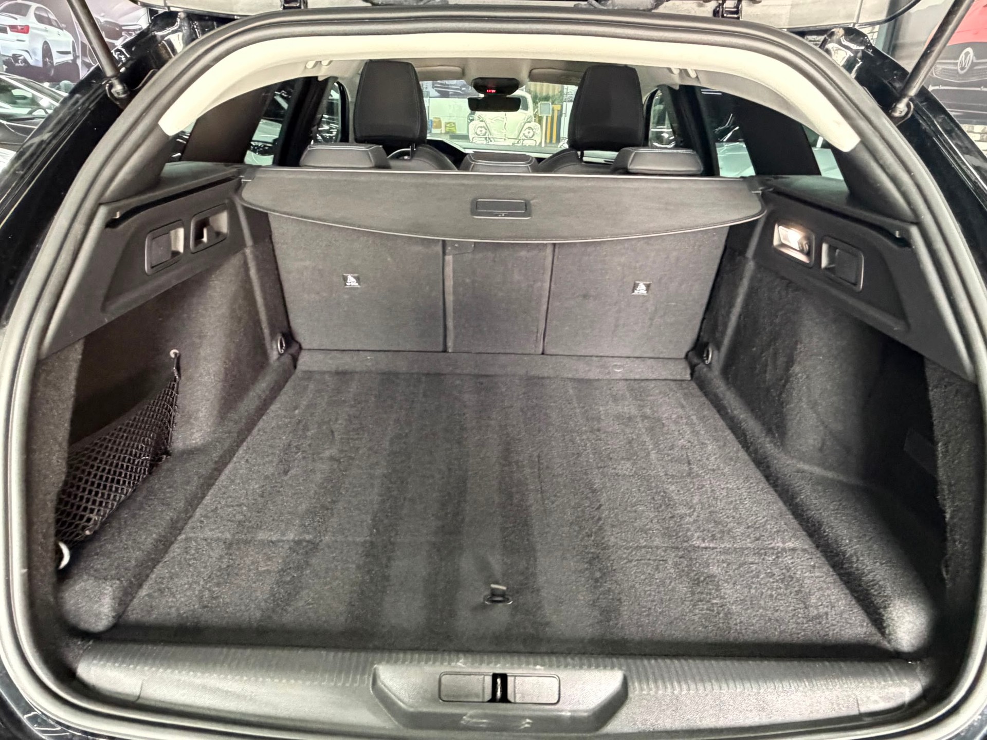 PEUGEOT 308 SW 1.2 HEV 145 Allure-image-16