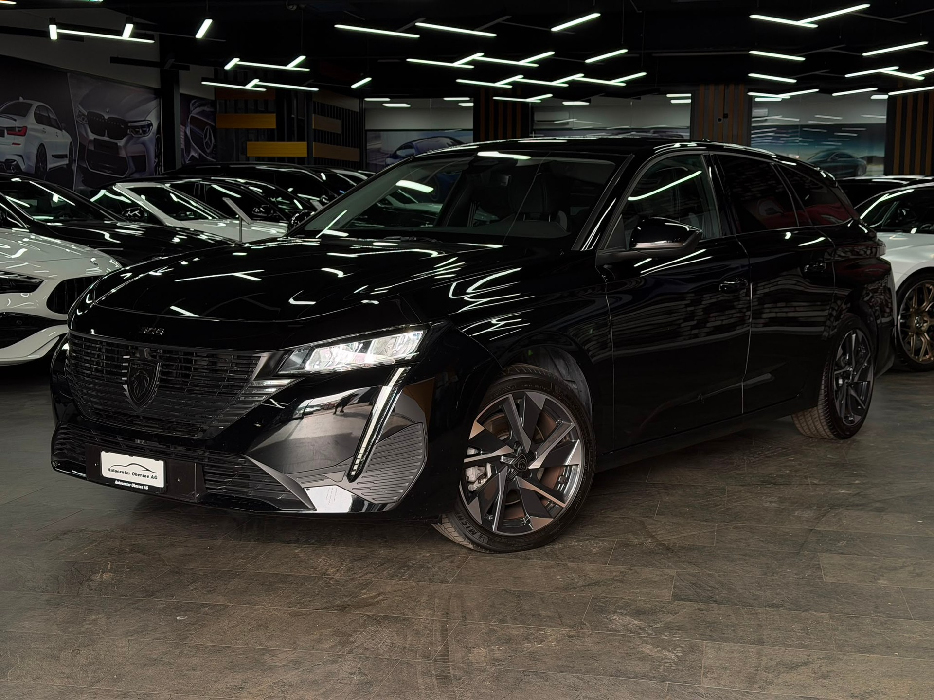 PEUGEOT 308 SW 1.2 HEV 145 Allure-image-0
