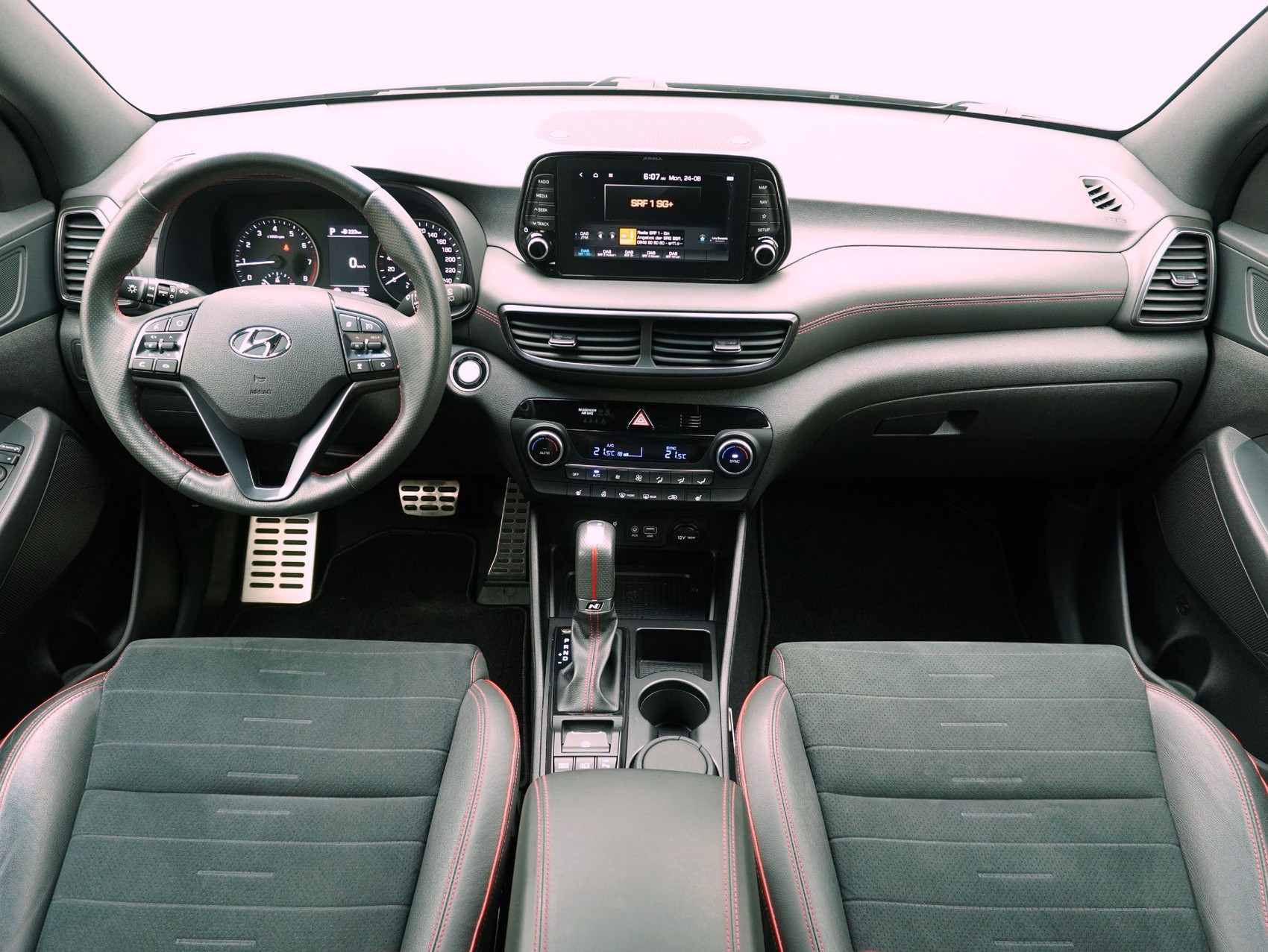 HYUNDAI Tucson 1.6 T-GDi N-Line 4WD-image-13