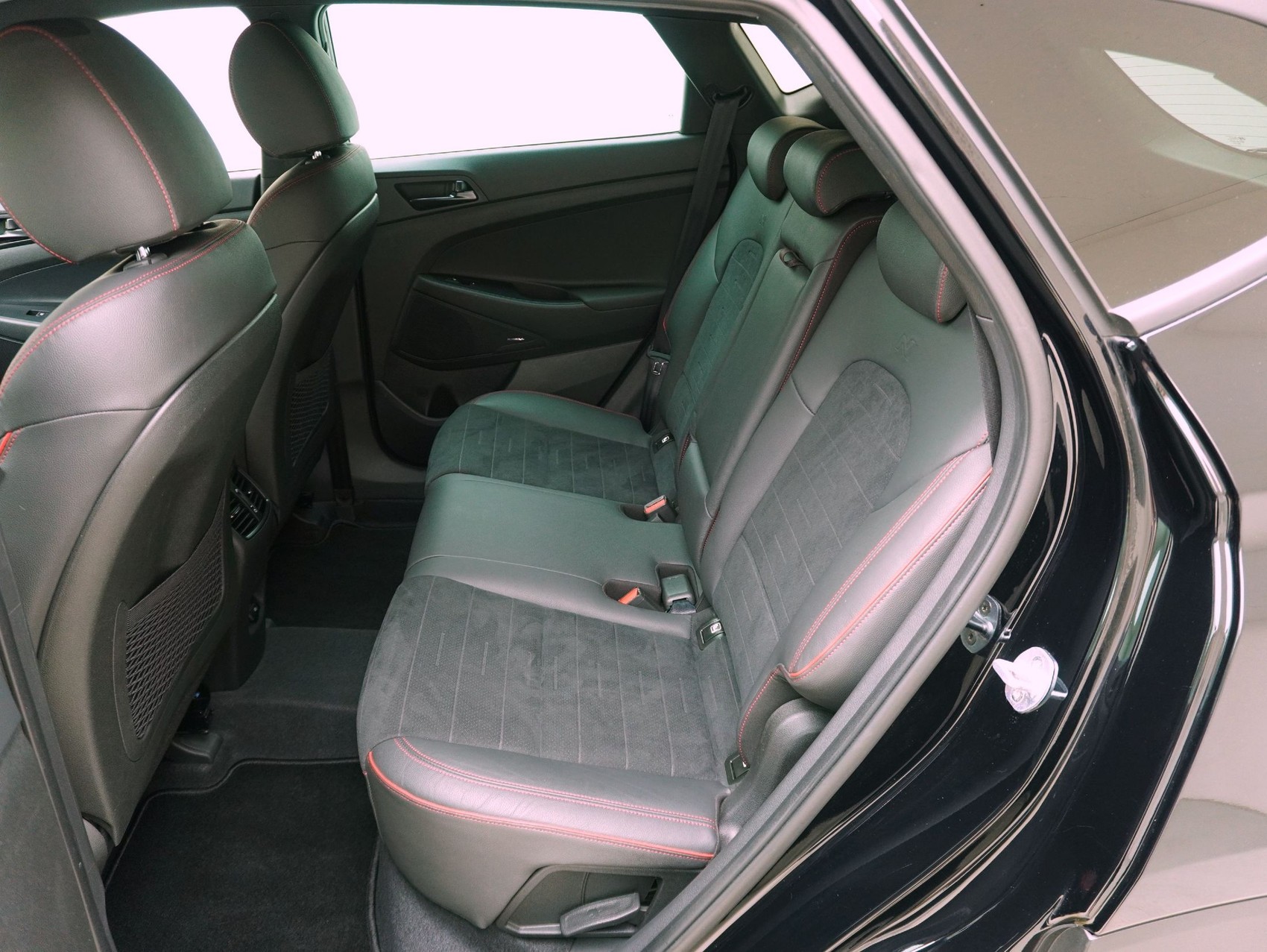 HYUNDAI Tucson 1.6 T-GDi N-Line 4WD-image-11