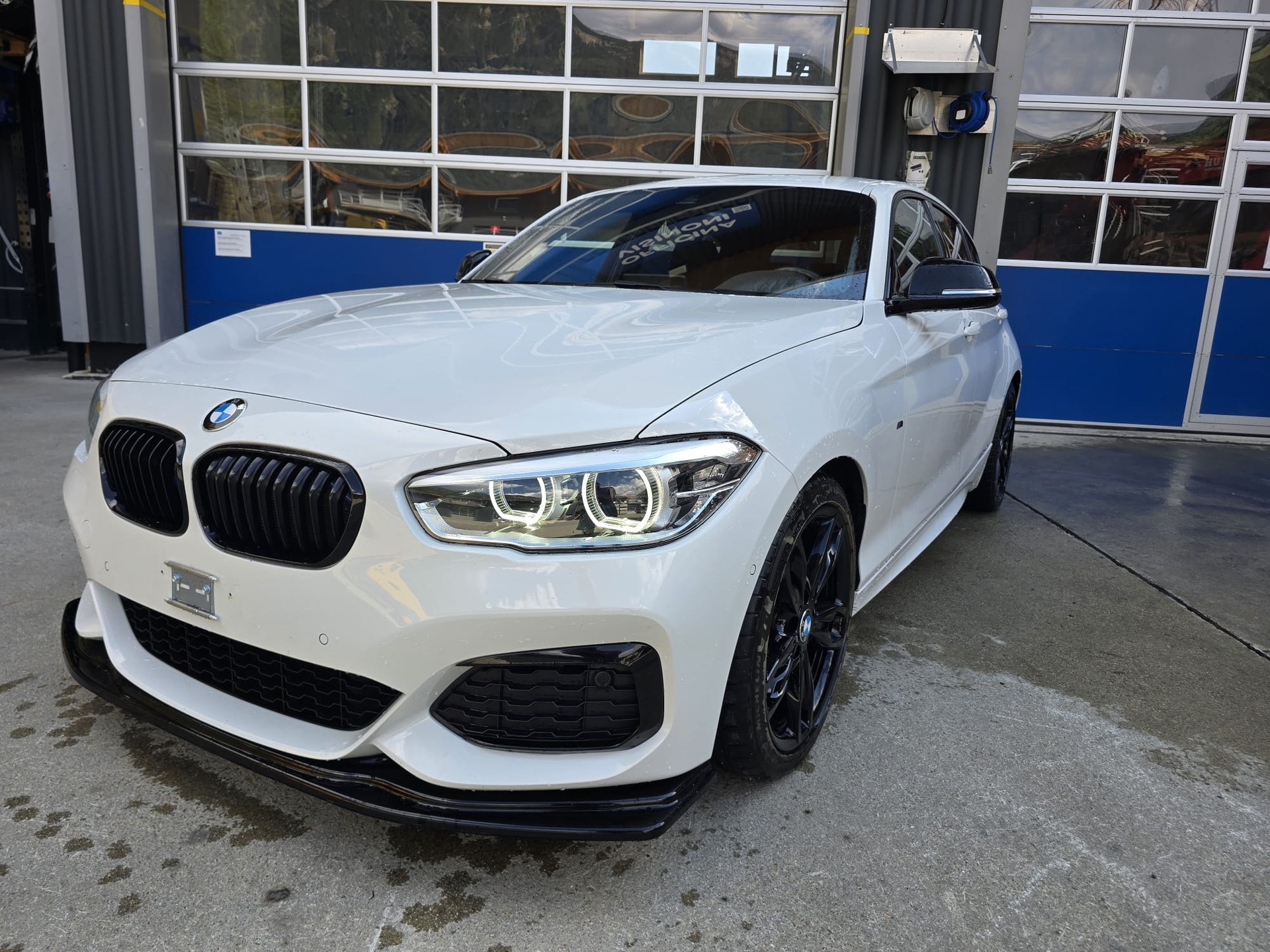 BMW M140i xDrive-image-0