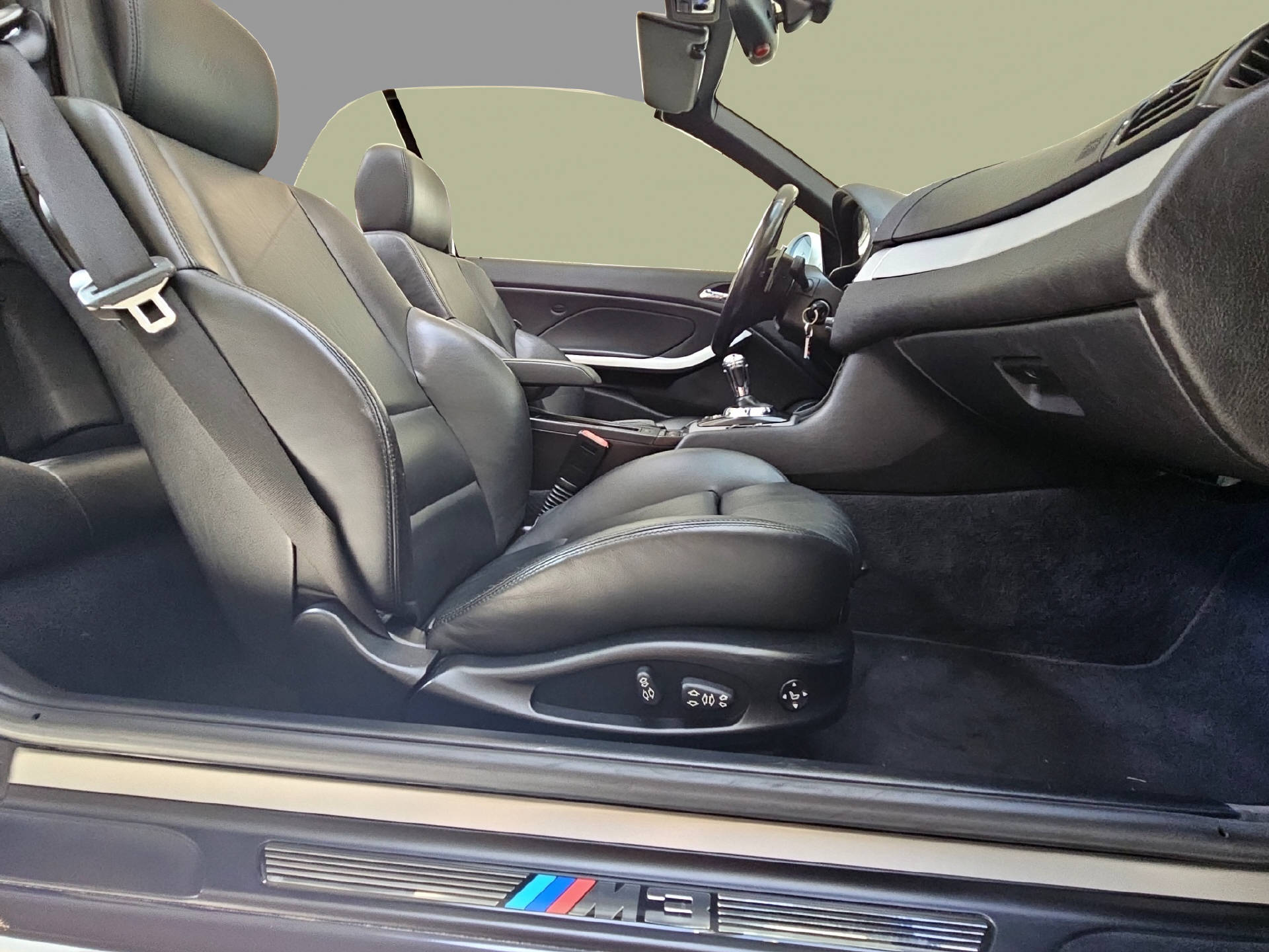 BMW M3-image-12