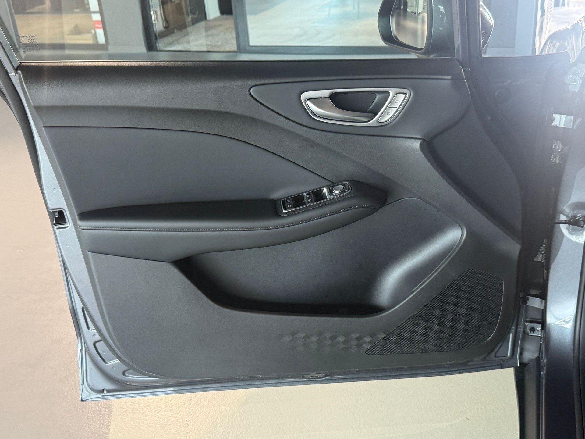 MG MG4 EV URBAN 54 kWh Premium-image-19
