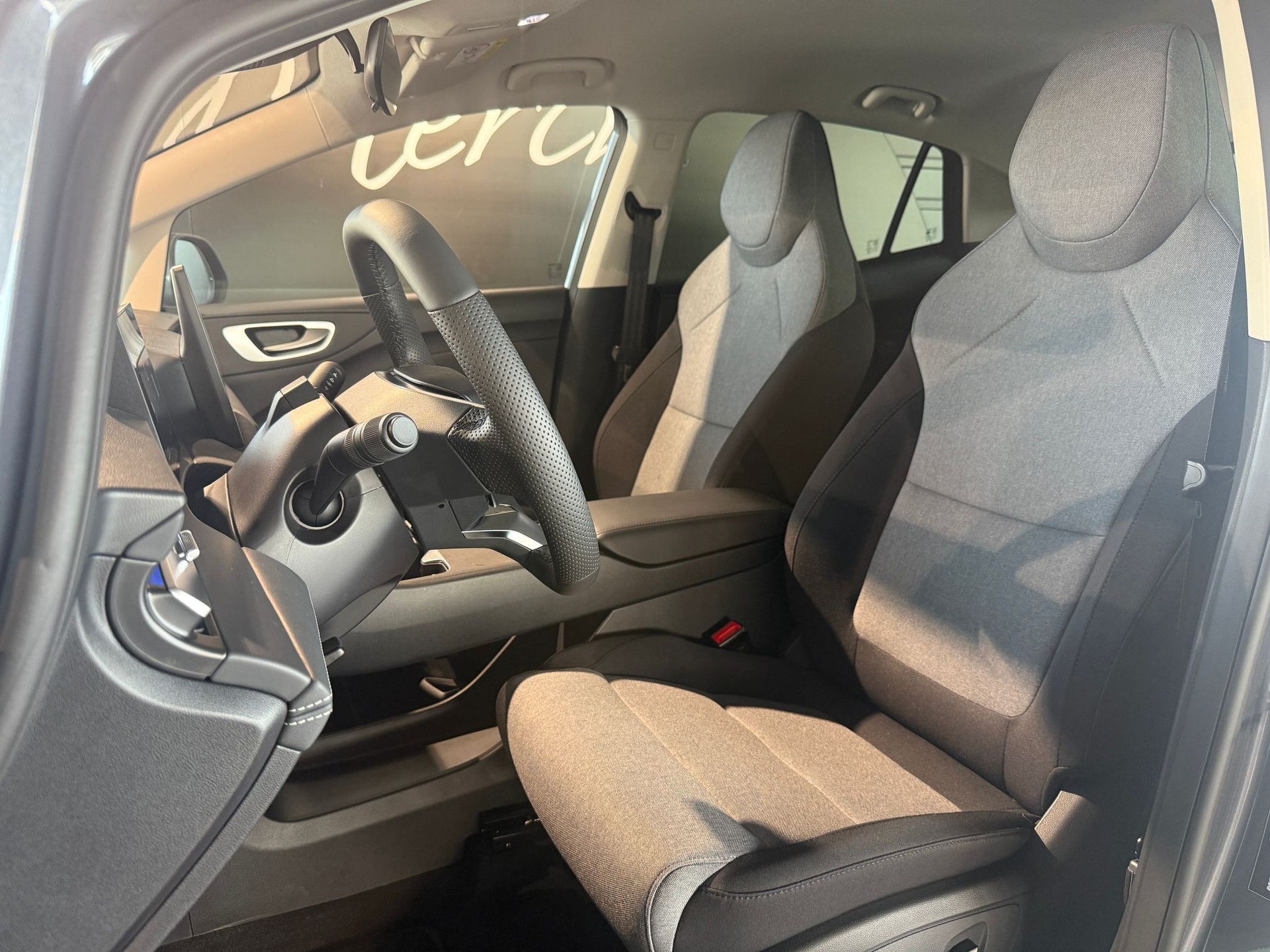 MG MG4 EV URBAN 54 kWh Premium-image-6