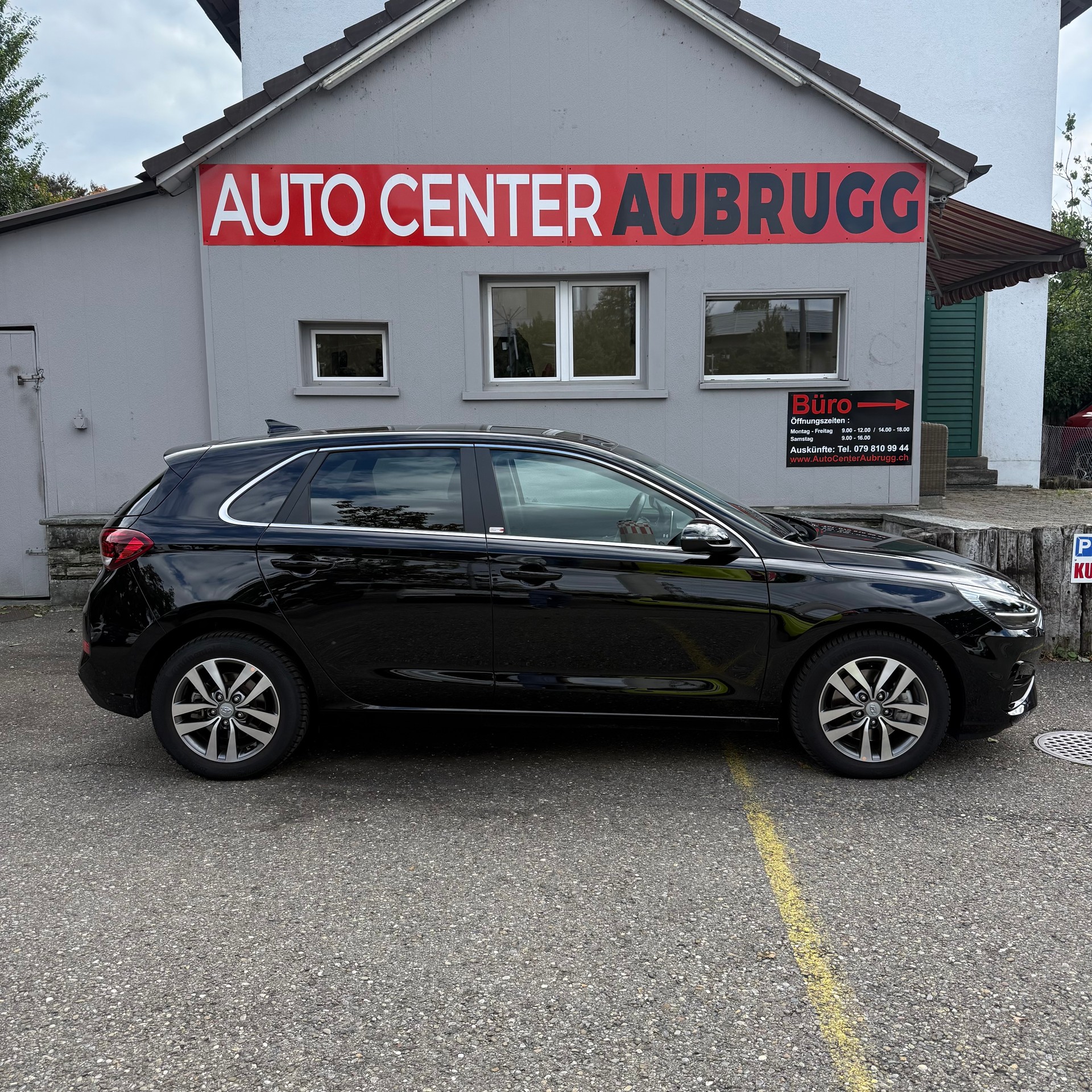 HYUNDAI i30 1.5 T-GDi Vertex 48V MH DCT *CH-FAHRZEUG*-image-7