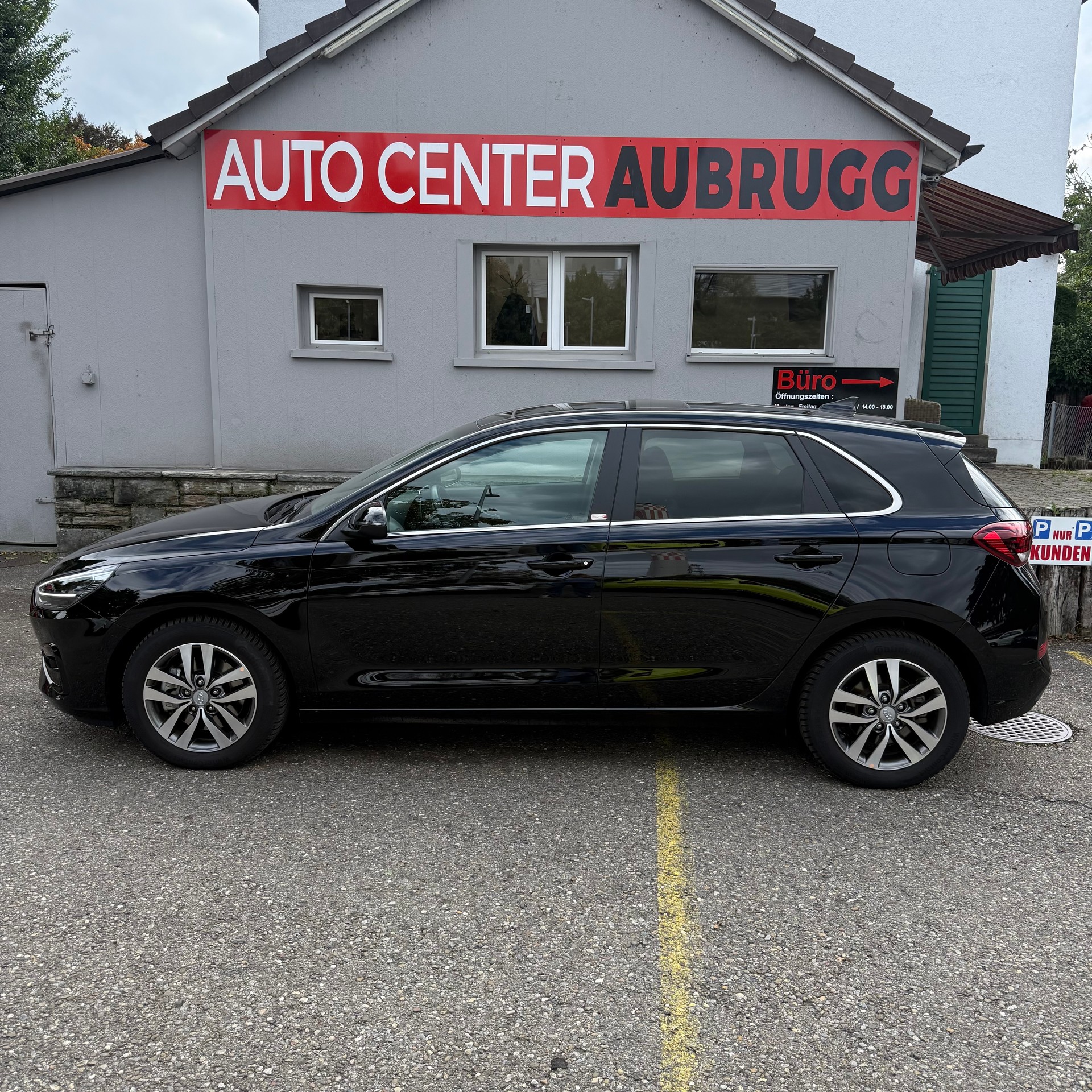 HYUNDAI i30 1.5 T-GDi Vertex 48V MH DCT *CH-FAHRZEUG*-image-6