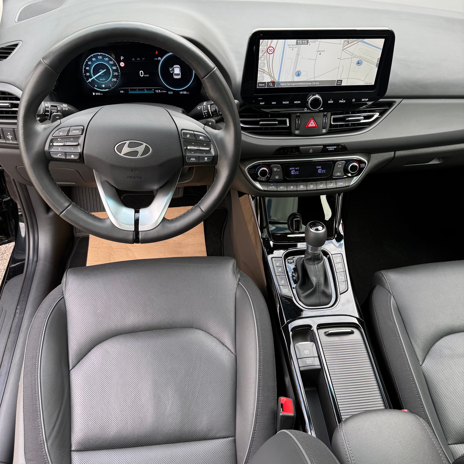 HYUNDAI i30 1.5 T-GDi Vertex 48V MH DCT *CH-FAHRZEUG*-image-12