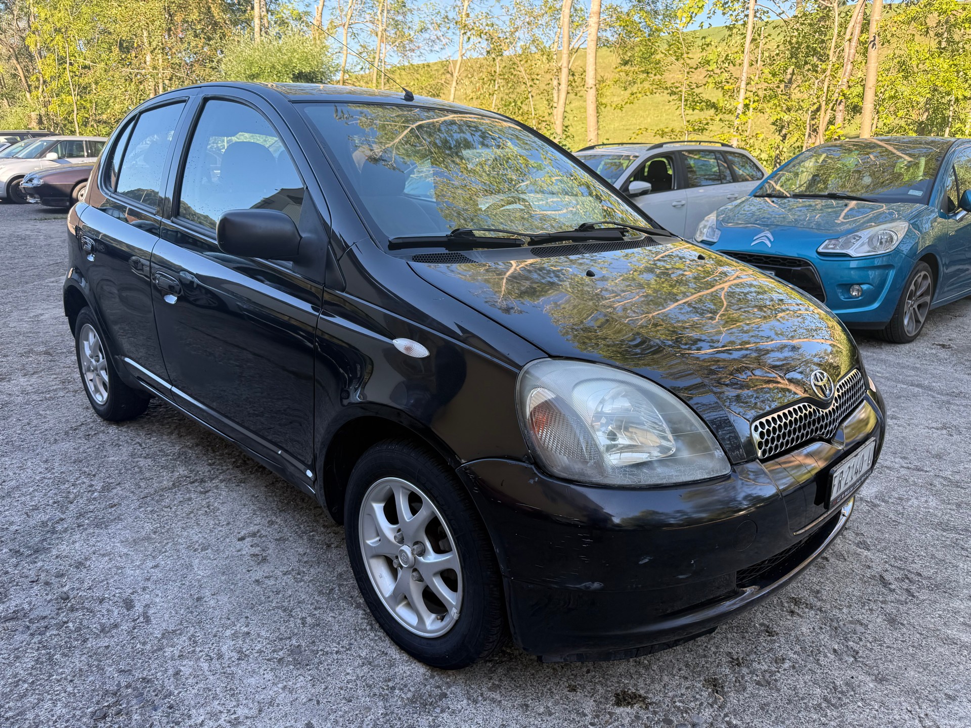 TOYOTA Yaris 1.3 Linea Sol-image-2