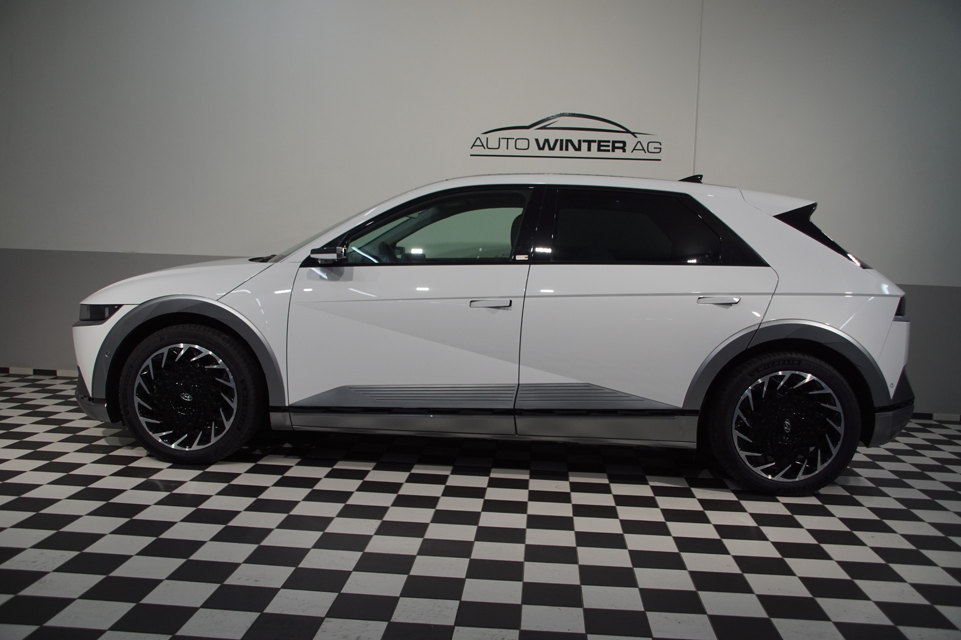 HYUNDAI Ioniq 5 77kWh Vertex 4WD ++SWISS++-image-11