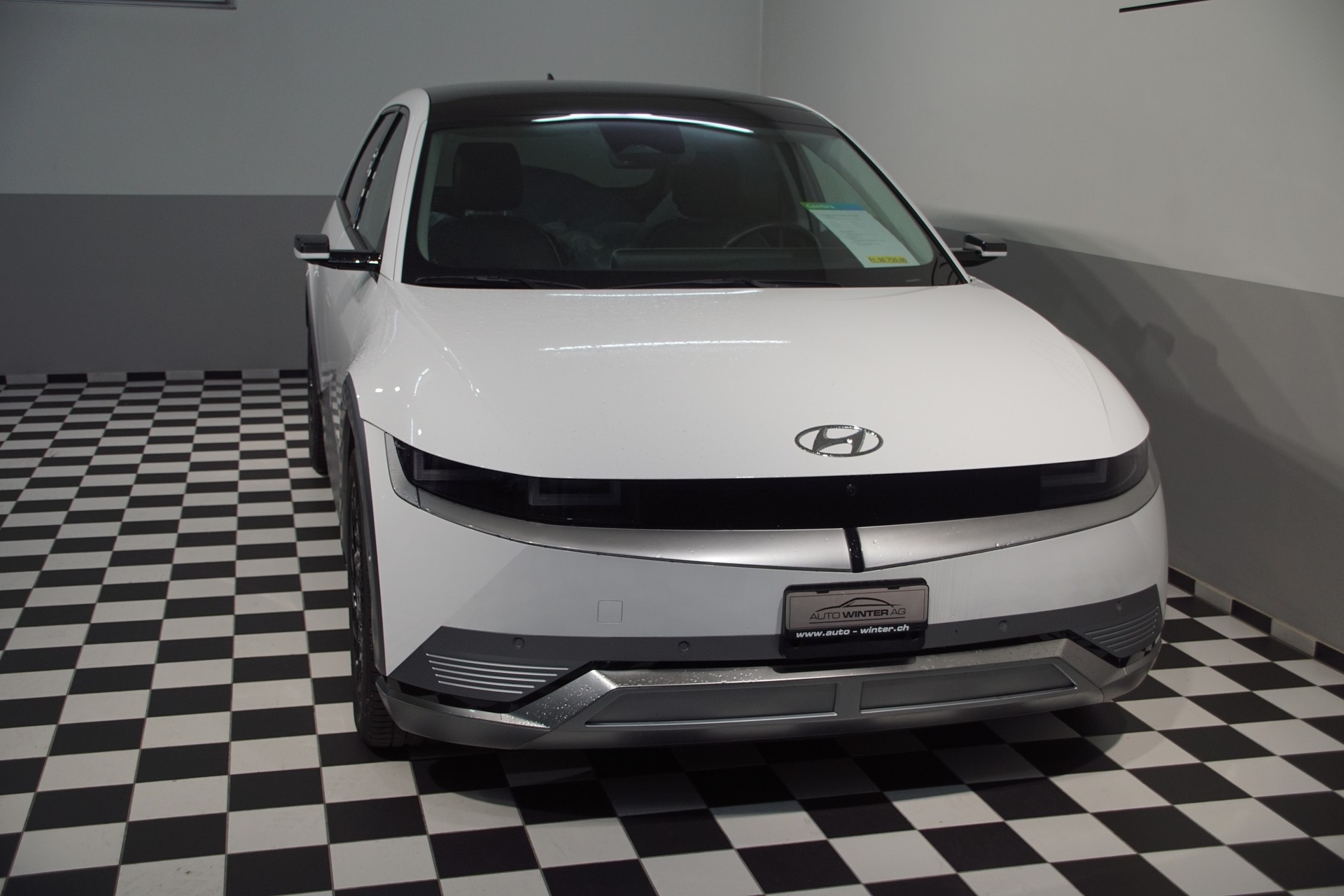 HYUNDAI Ioniq 5 77kWh Vertex 4WD ++SWISS++-image-4