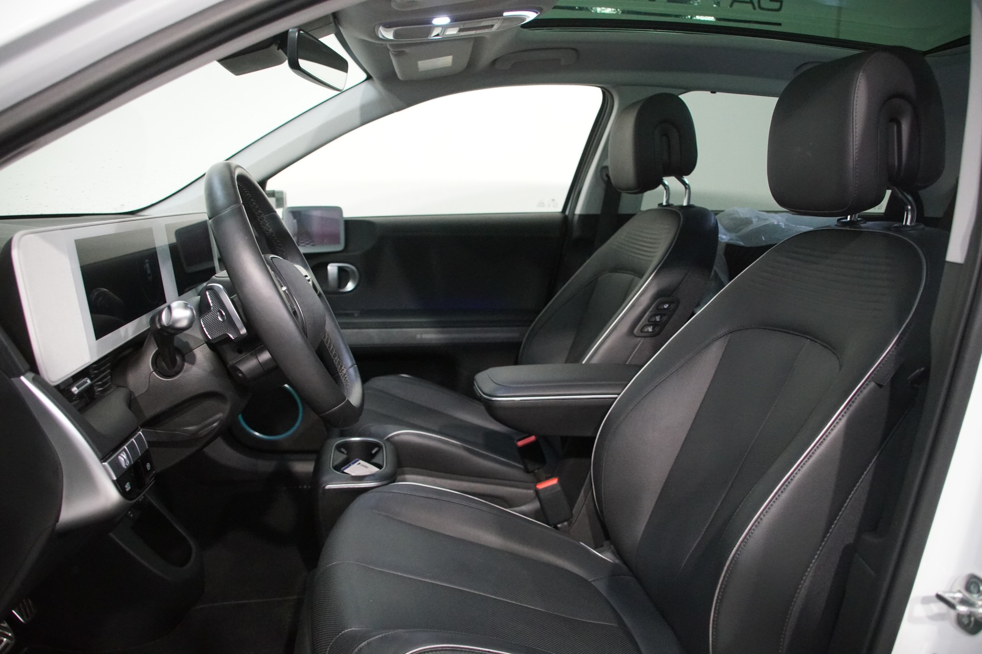 HYUNDAI Ioniq 5 77kWh Vertex 4WD ++SWISS++-image-19