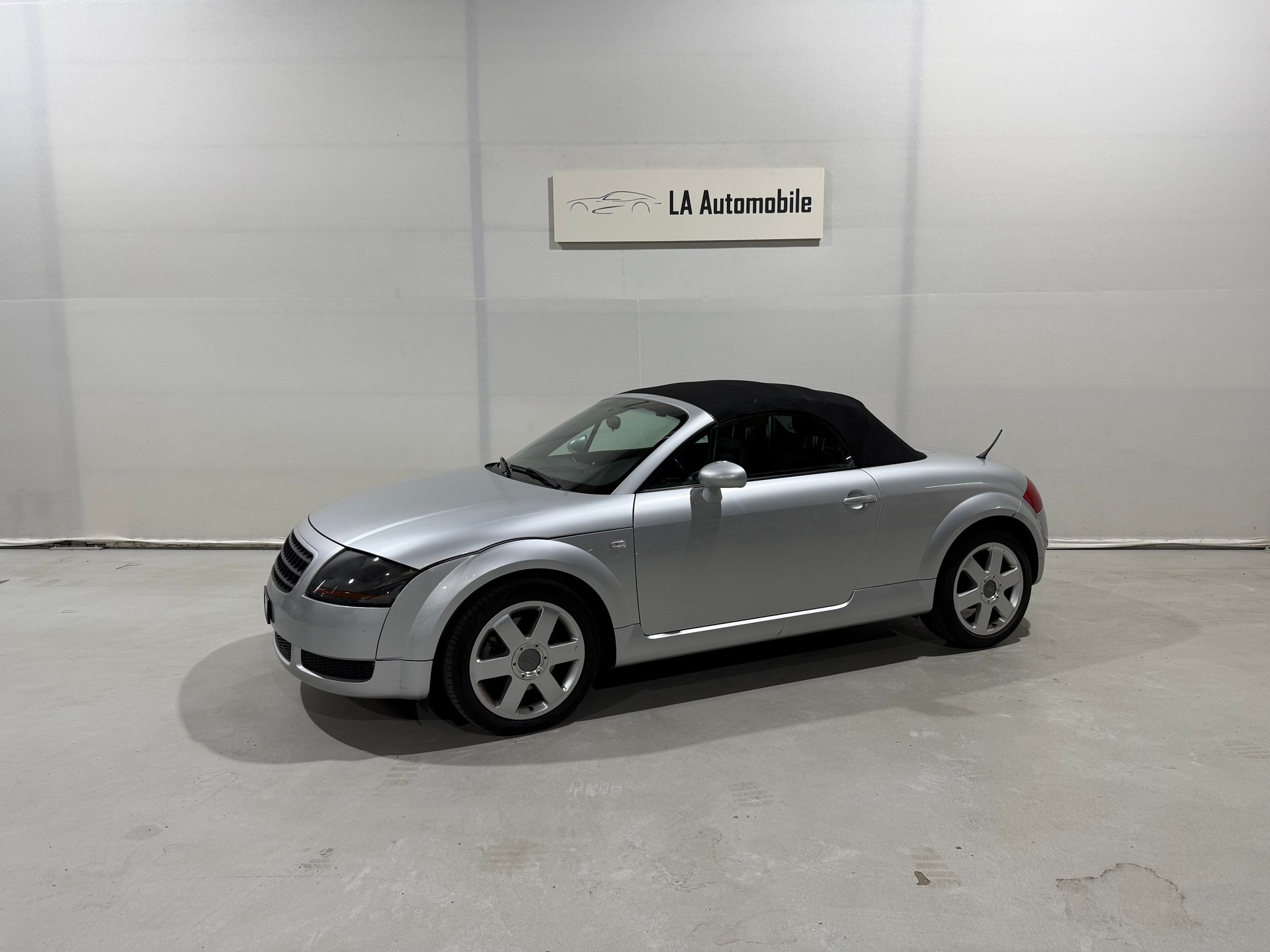 AUDI TT Roadster 1.8 T-image-1