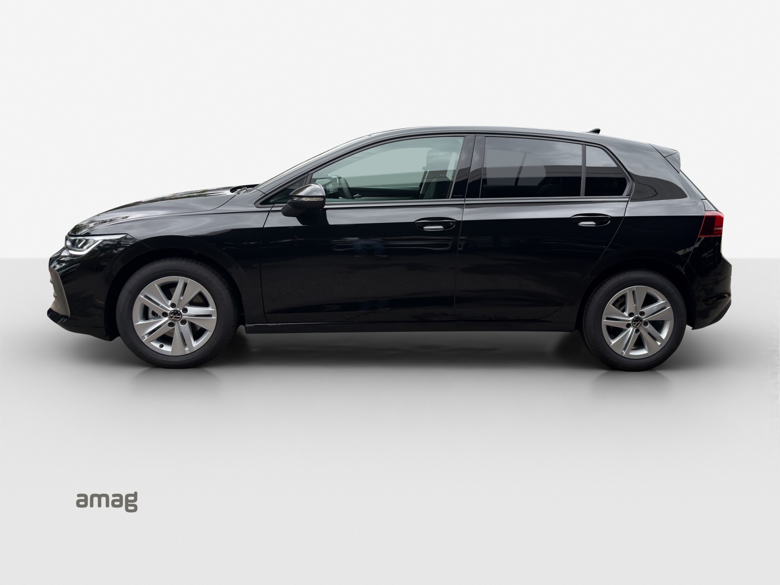 VW Golf 1.5 e TSI mHEV Value DSG-image-1