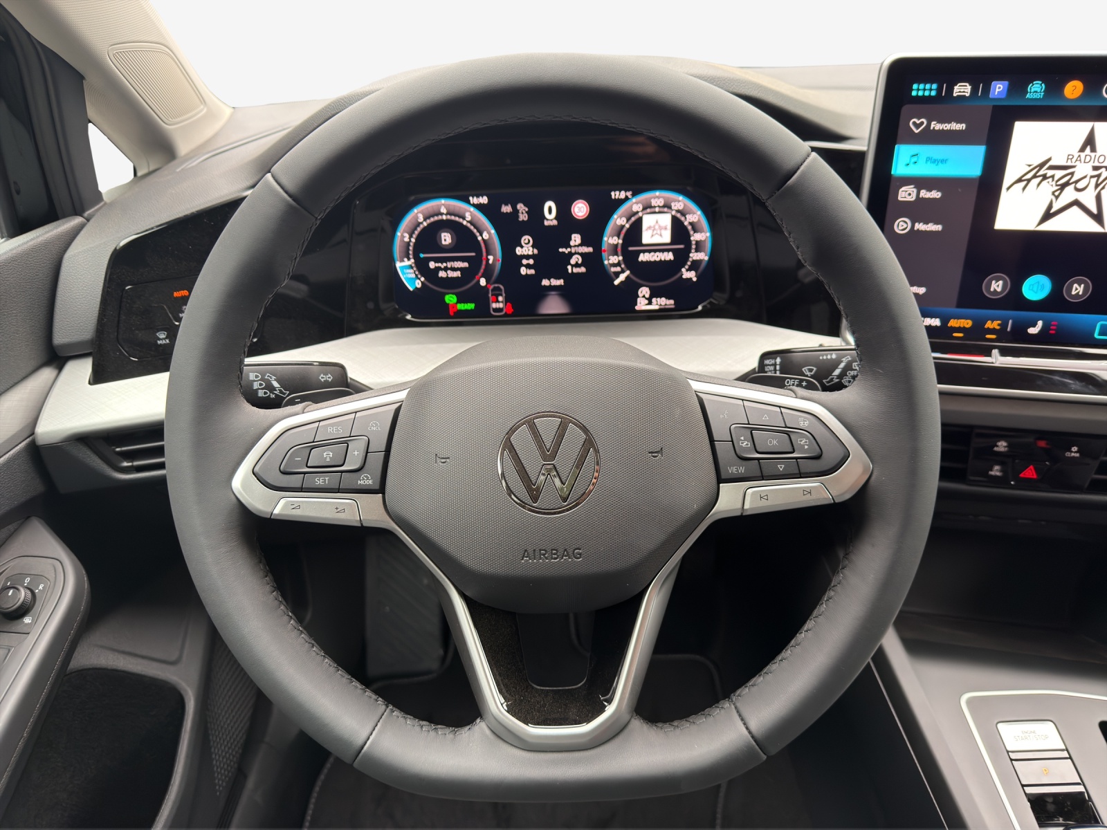 VW Golf 1.5 e TSI mHEV Value DSG-image-9