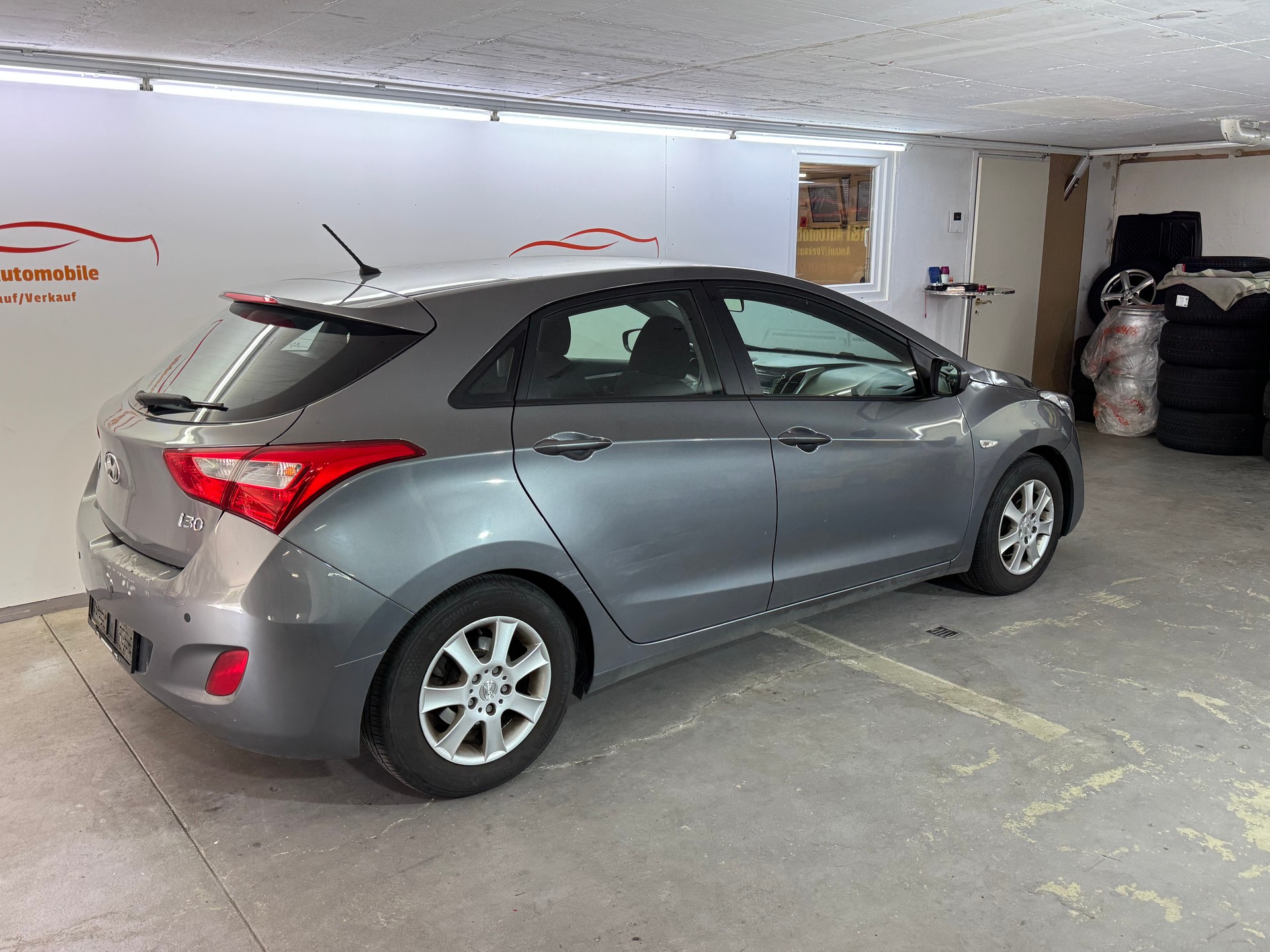 HYUNDAI i30 1.4 Comfort-image-4