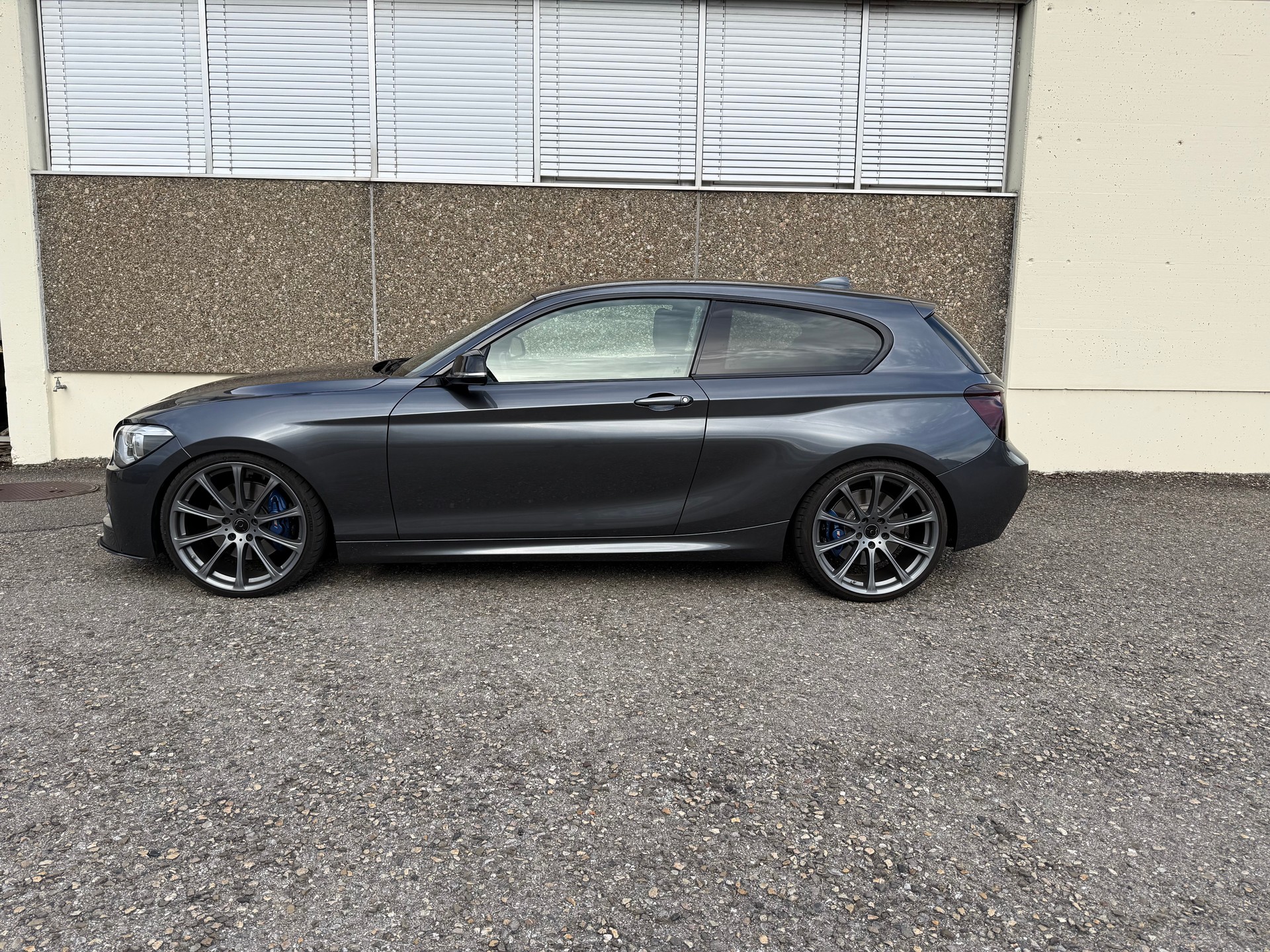 BMW M135i xDrive-image-0