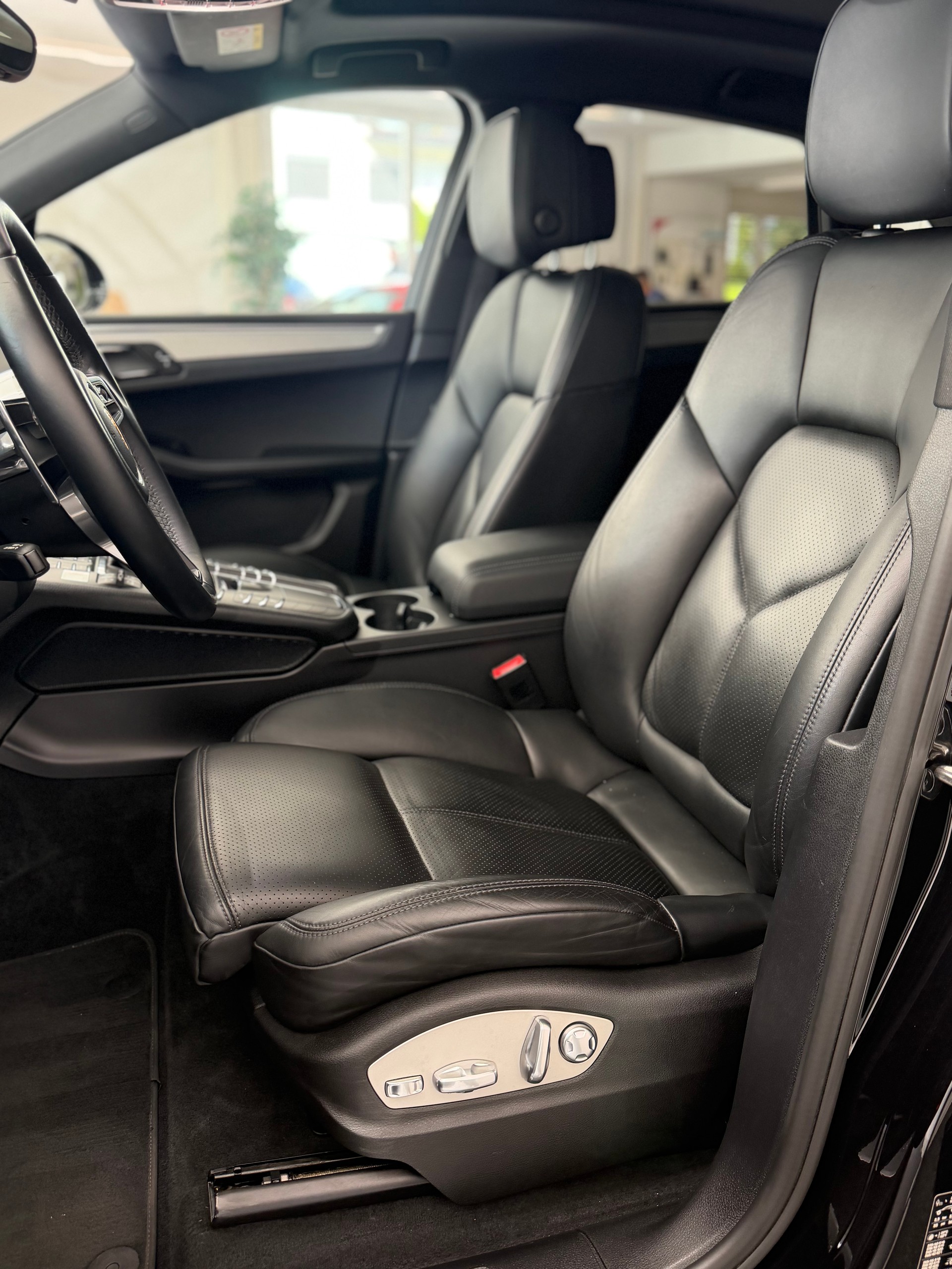 PORSCHE Macan 3.0 V6 S-image-10
