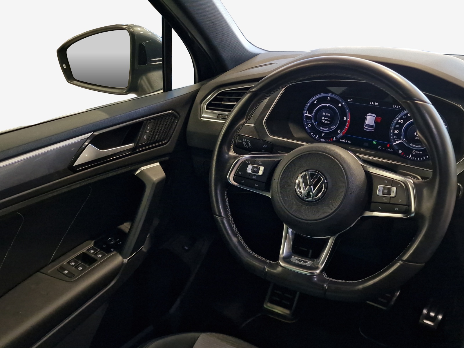 VW Tiguan 2.0 TDI SCR Highline 4Motion DSG-image-14